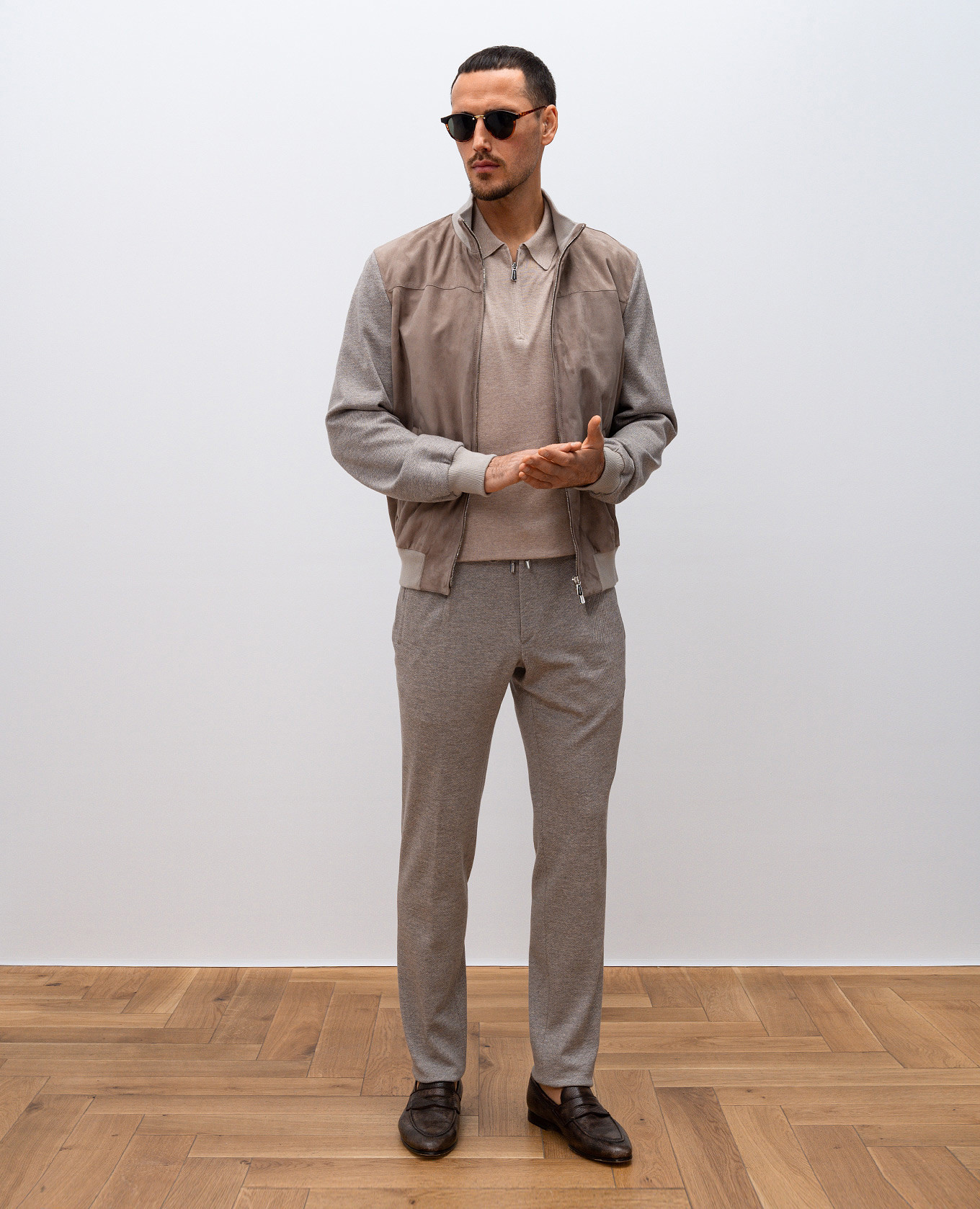 

Beige wool pants Enrico Mandelli