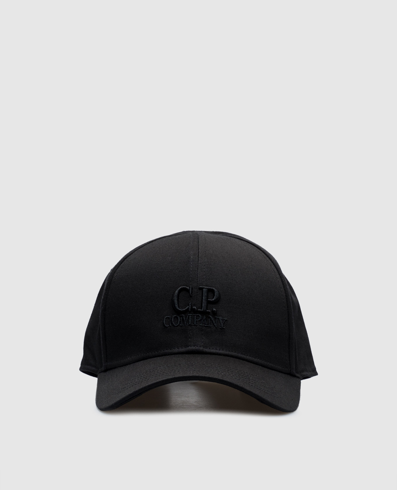 

Black cap with logo embroidery C.P. Company