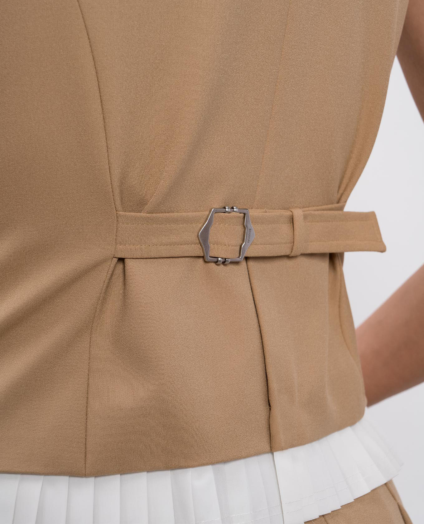 

Beige Laiken vest Simkhai