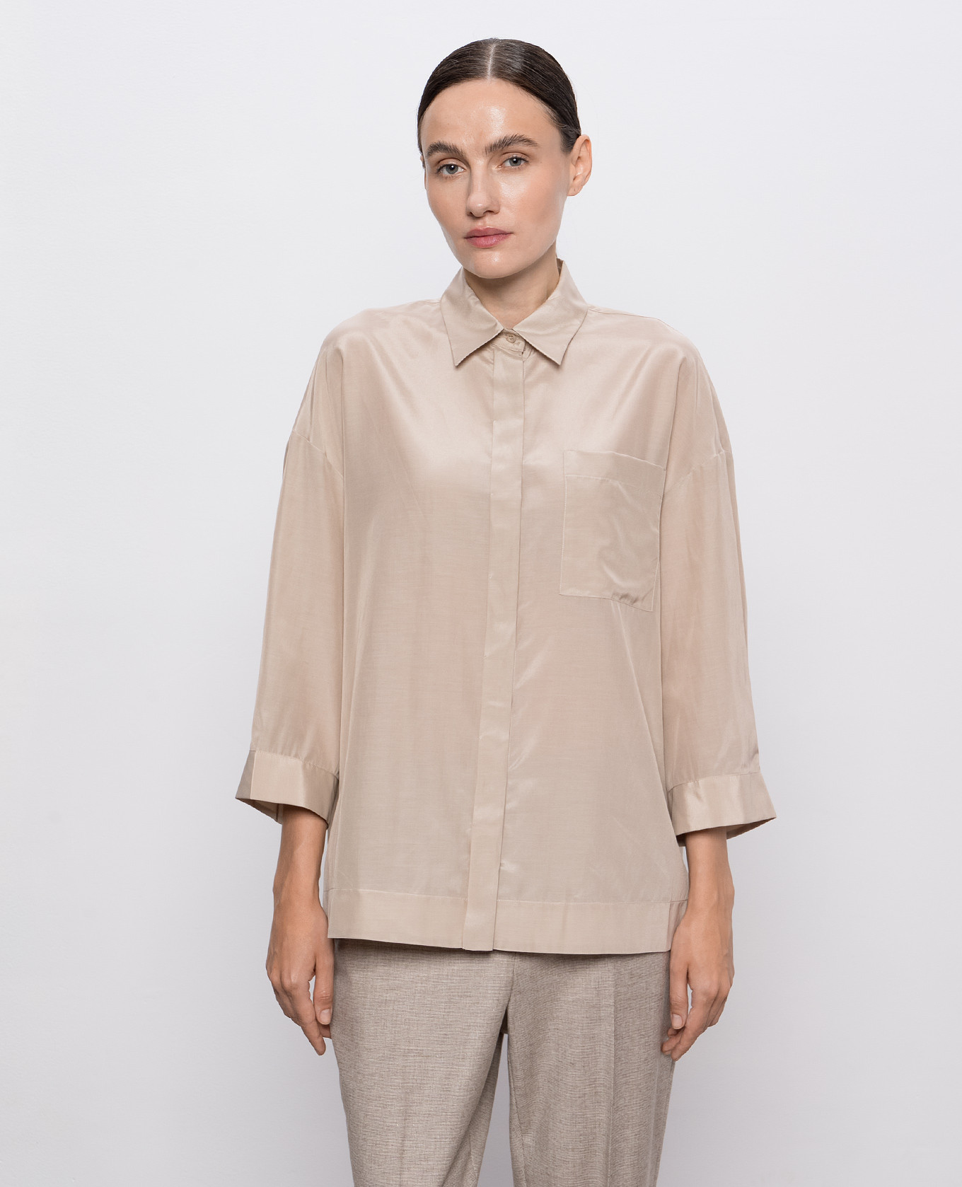 

Beige silk shirt Peserico