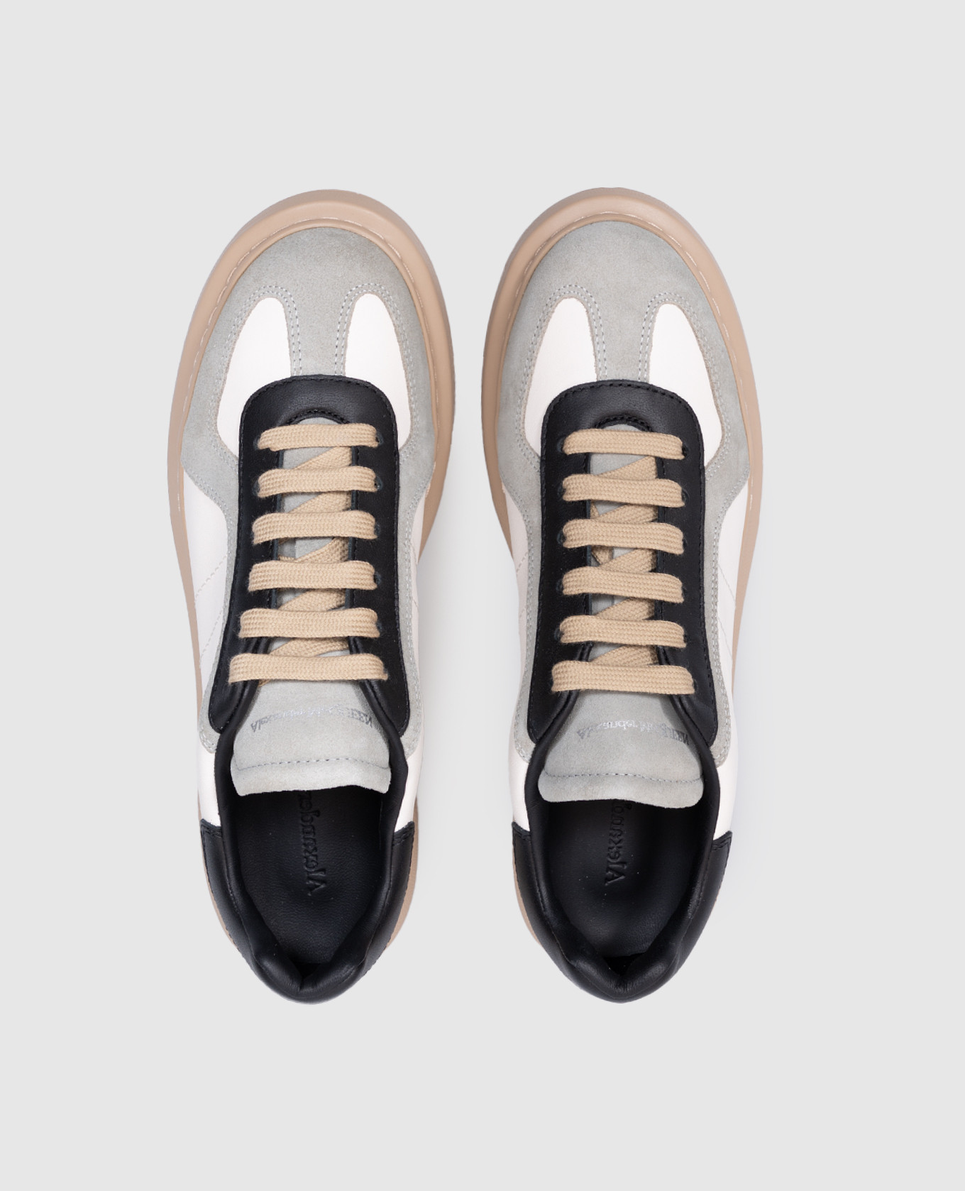 

Leather sneakers with logo Alexander McQueen, White