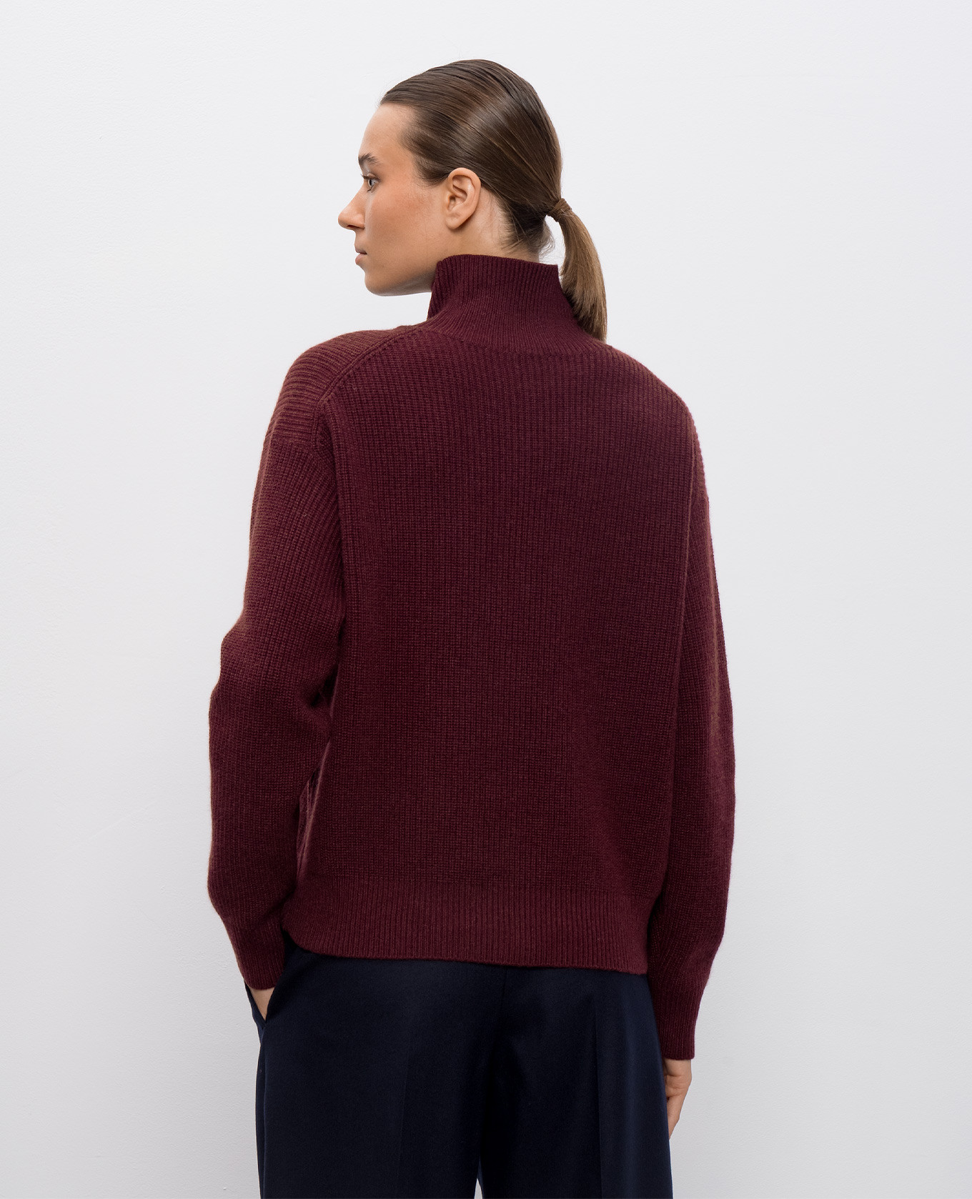 

Burgundy cashmere sweater with monil chain Brunello Cucinelli