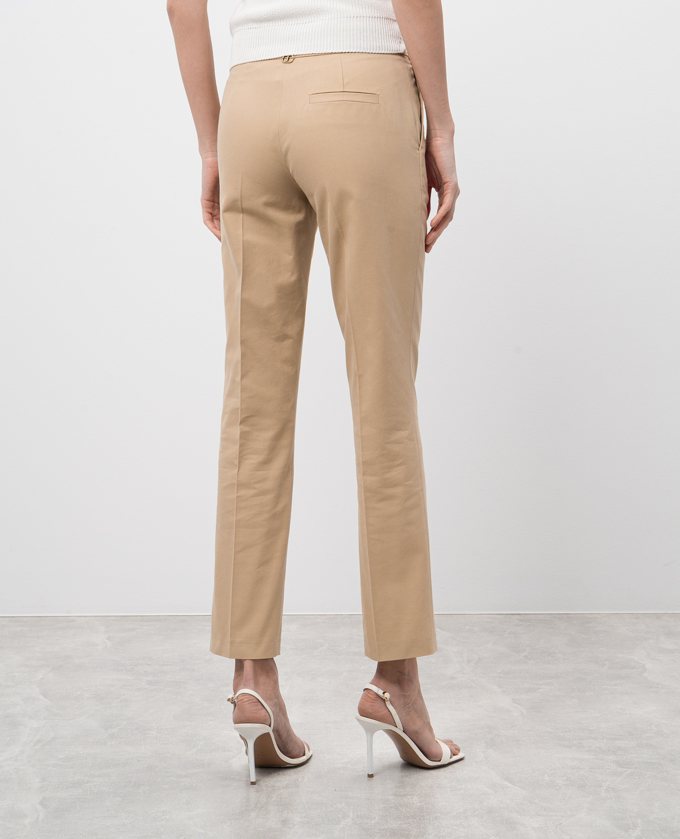 Beige pants with emblem Twinset 4