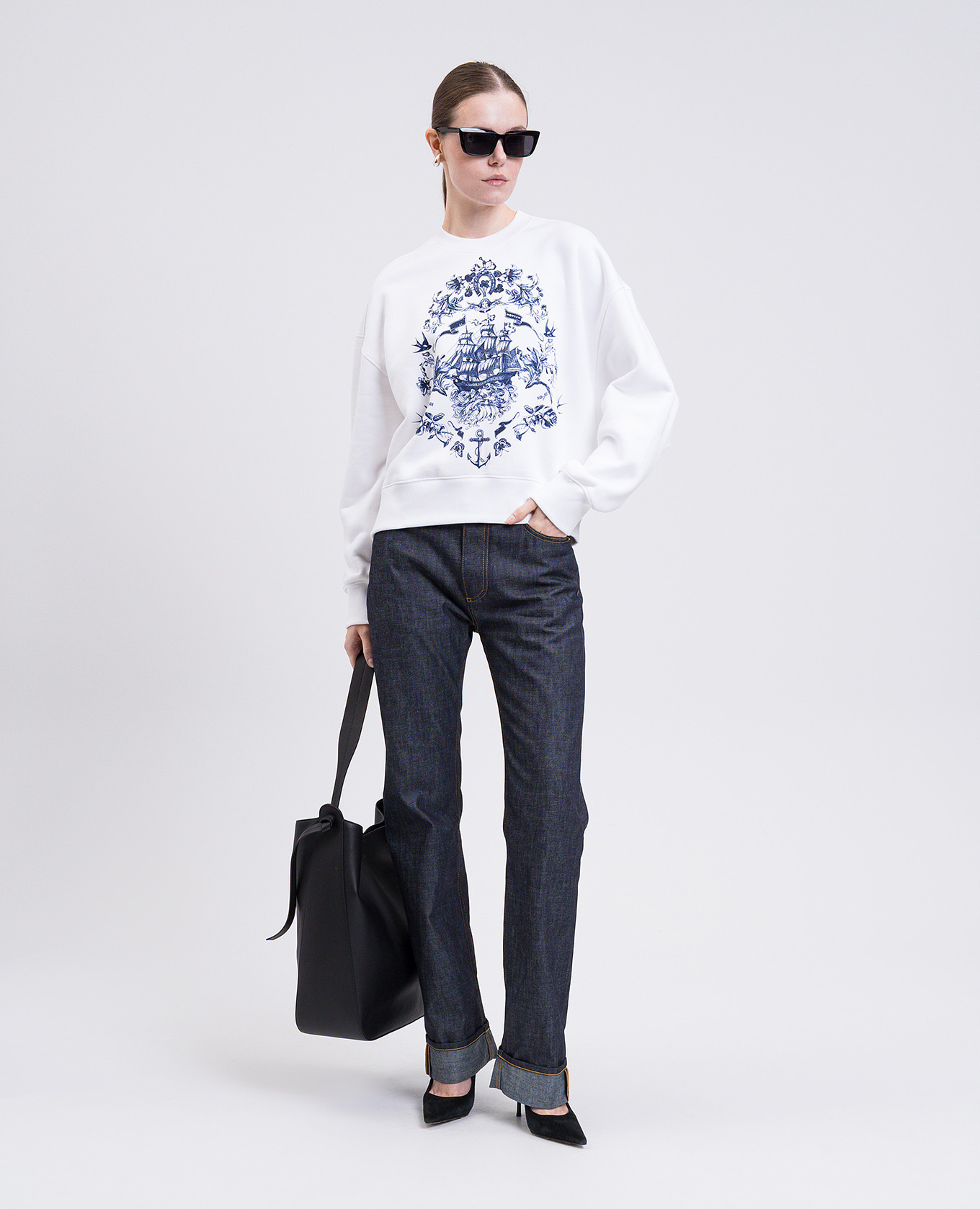 

White sweatshirt with print Alexander McQueen