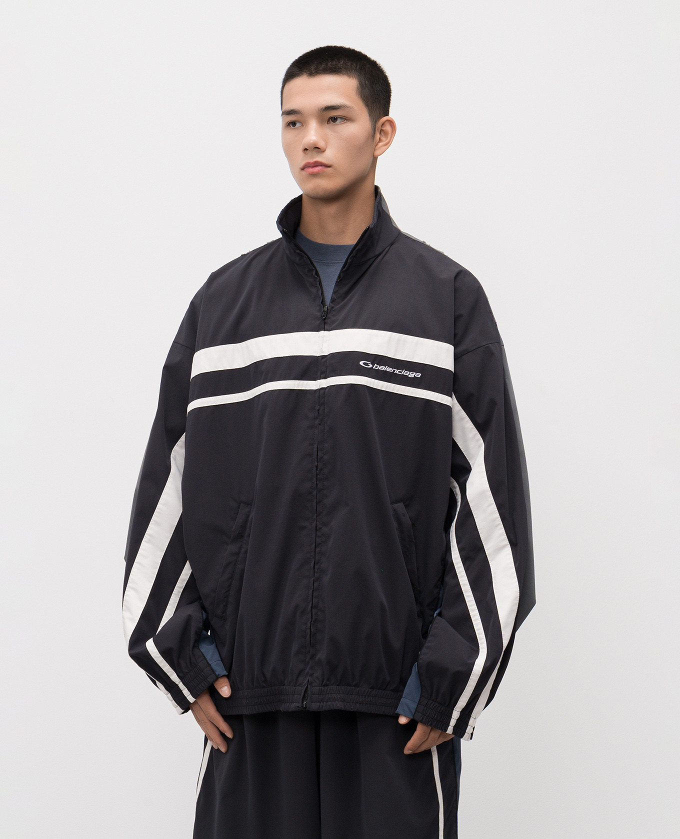Black 50/50 sports jacket Balenciaga 3