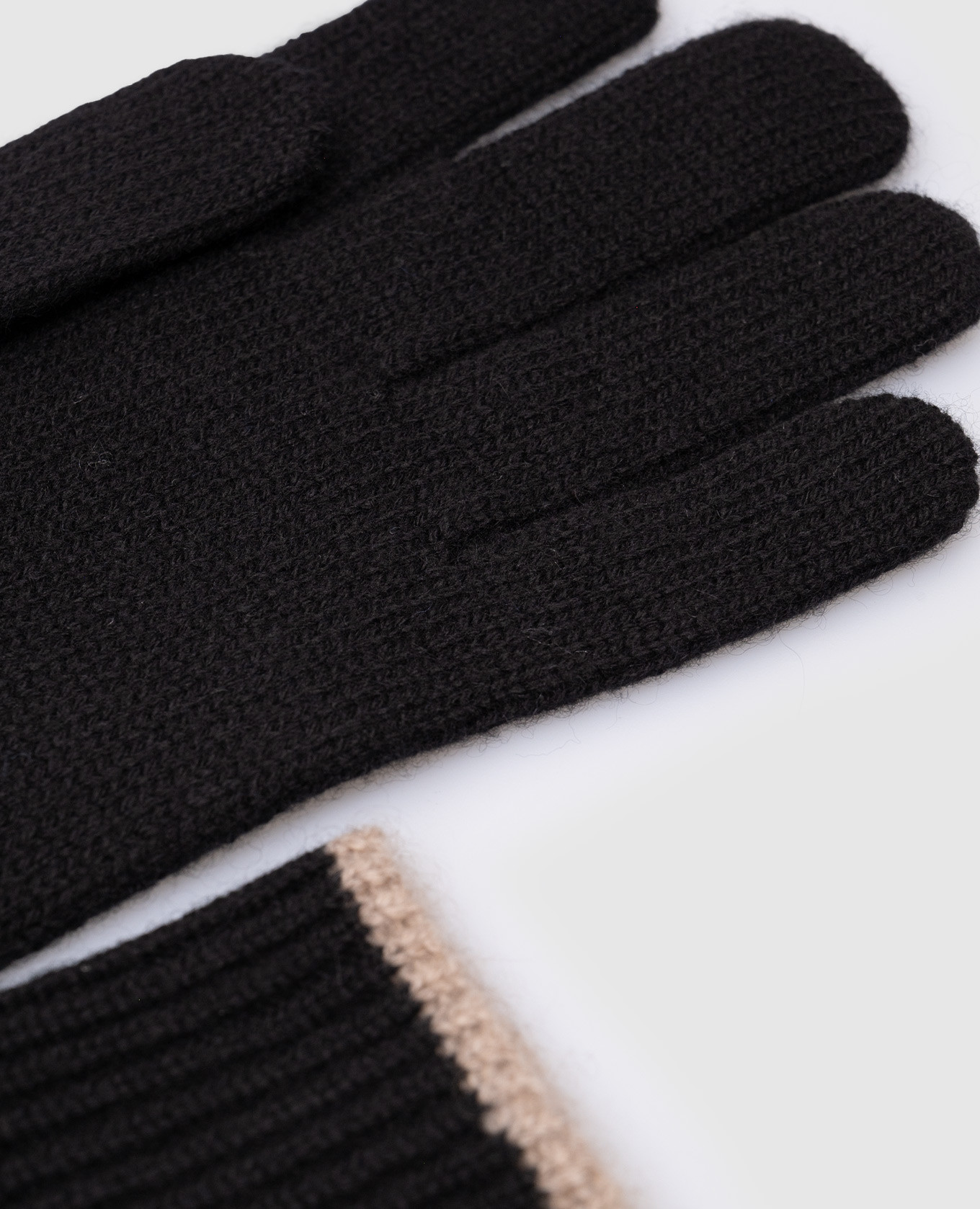 

Black cashmere gloves Brunello Cucinelli