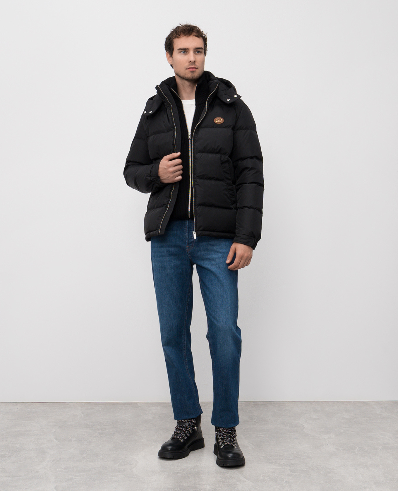 

Black down jacket with Vlogo Signature emblem Valentino