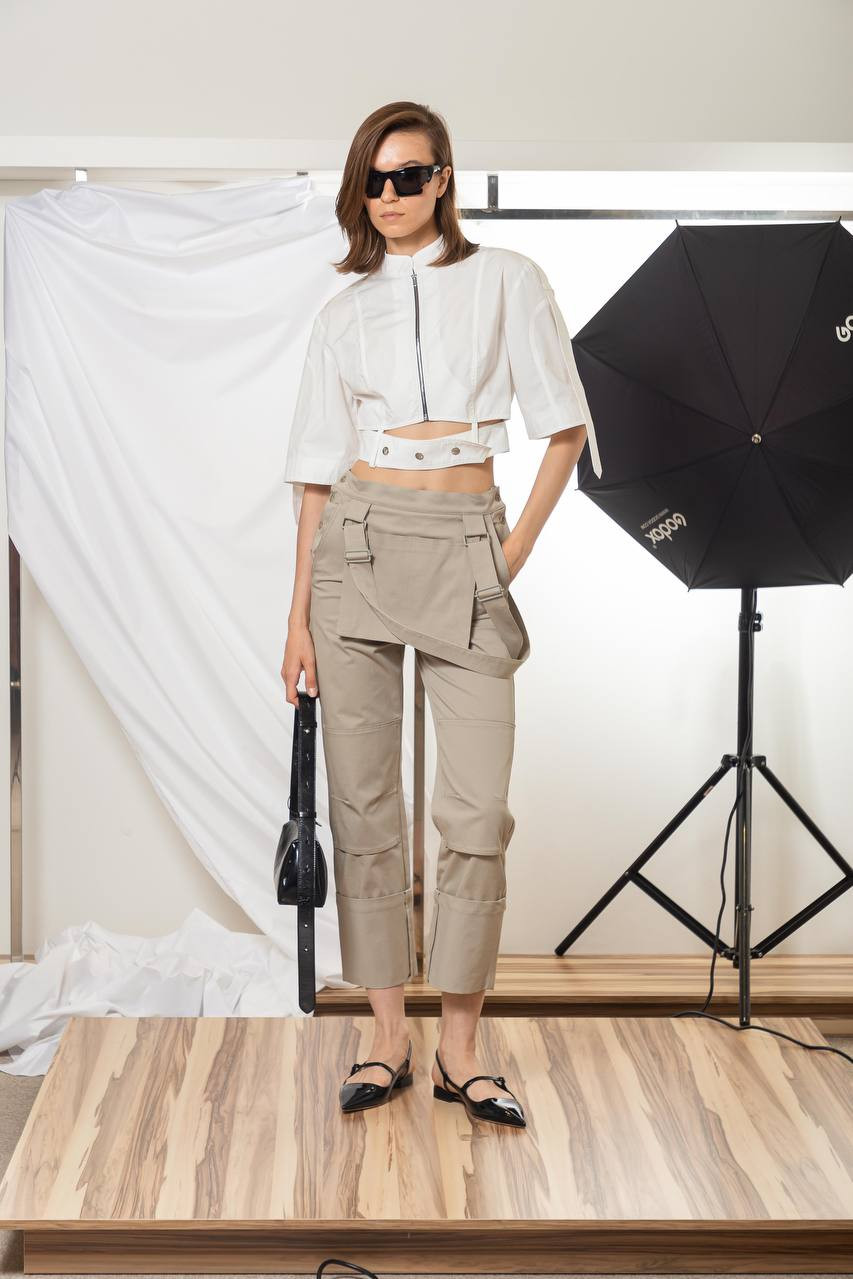 

White shirt Materiel