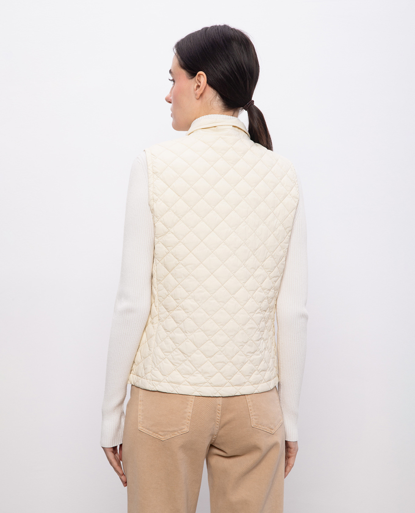 

Beige quilted down vest EMELY MooRER
