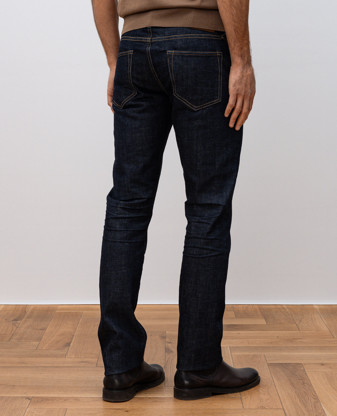 

Blue jeans with leather logo patch Tom Ford