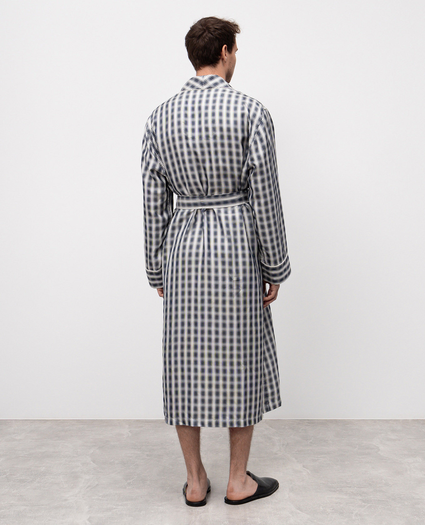Blue checked silk robe Derek Rose 3