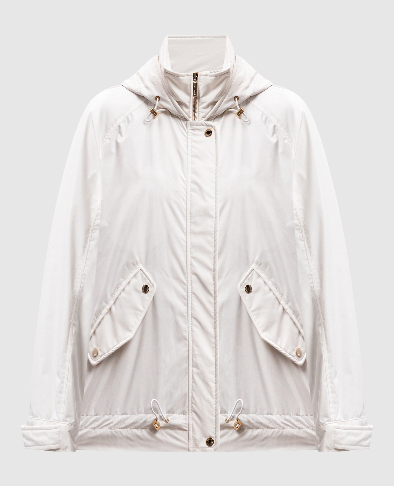 

White windbreaker JILL MooRER