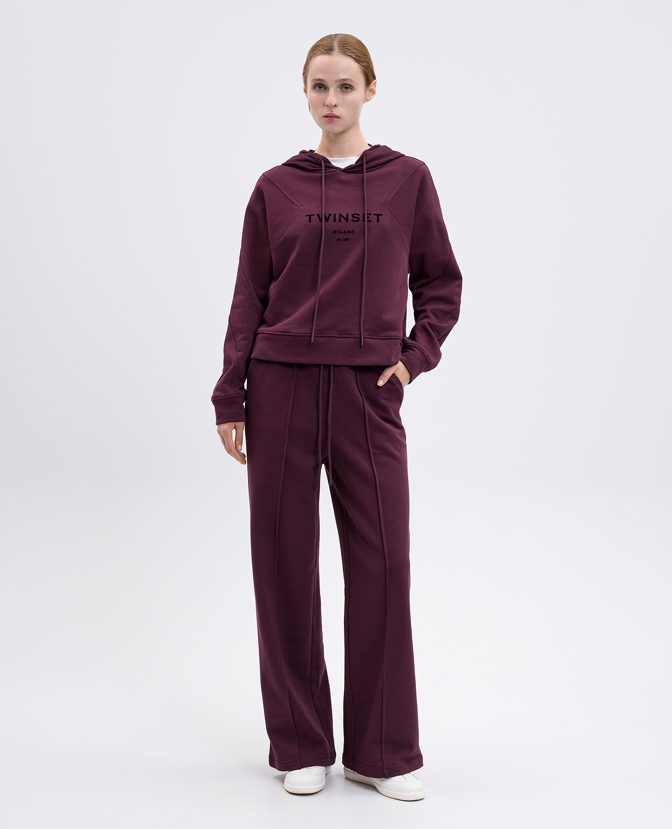 

Burgundy tracksuit with logo Twinset