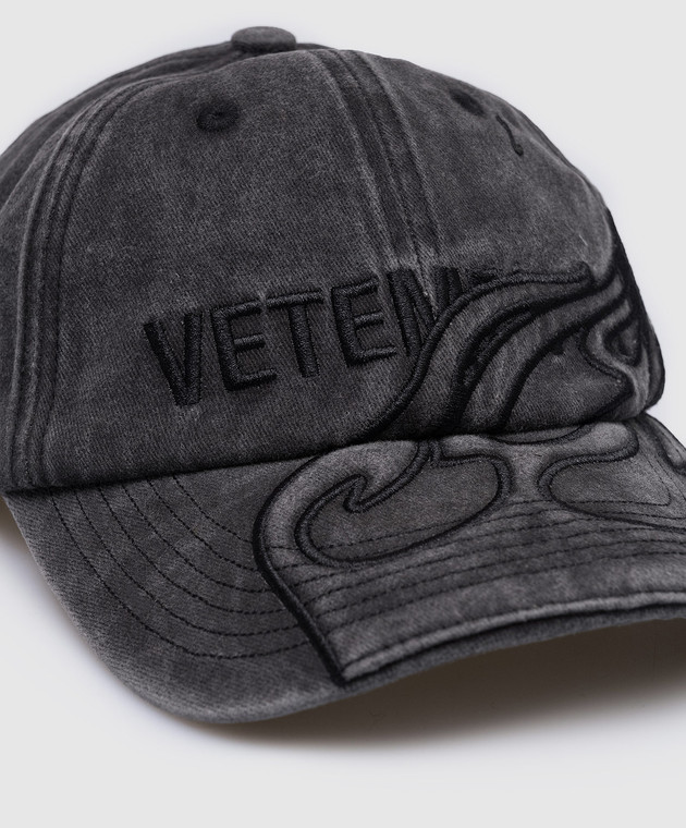 Vetements - Gray cap with embroidery UA65CA190B - shop with Latvia