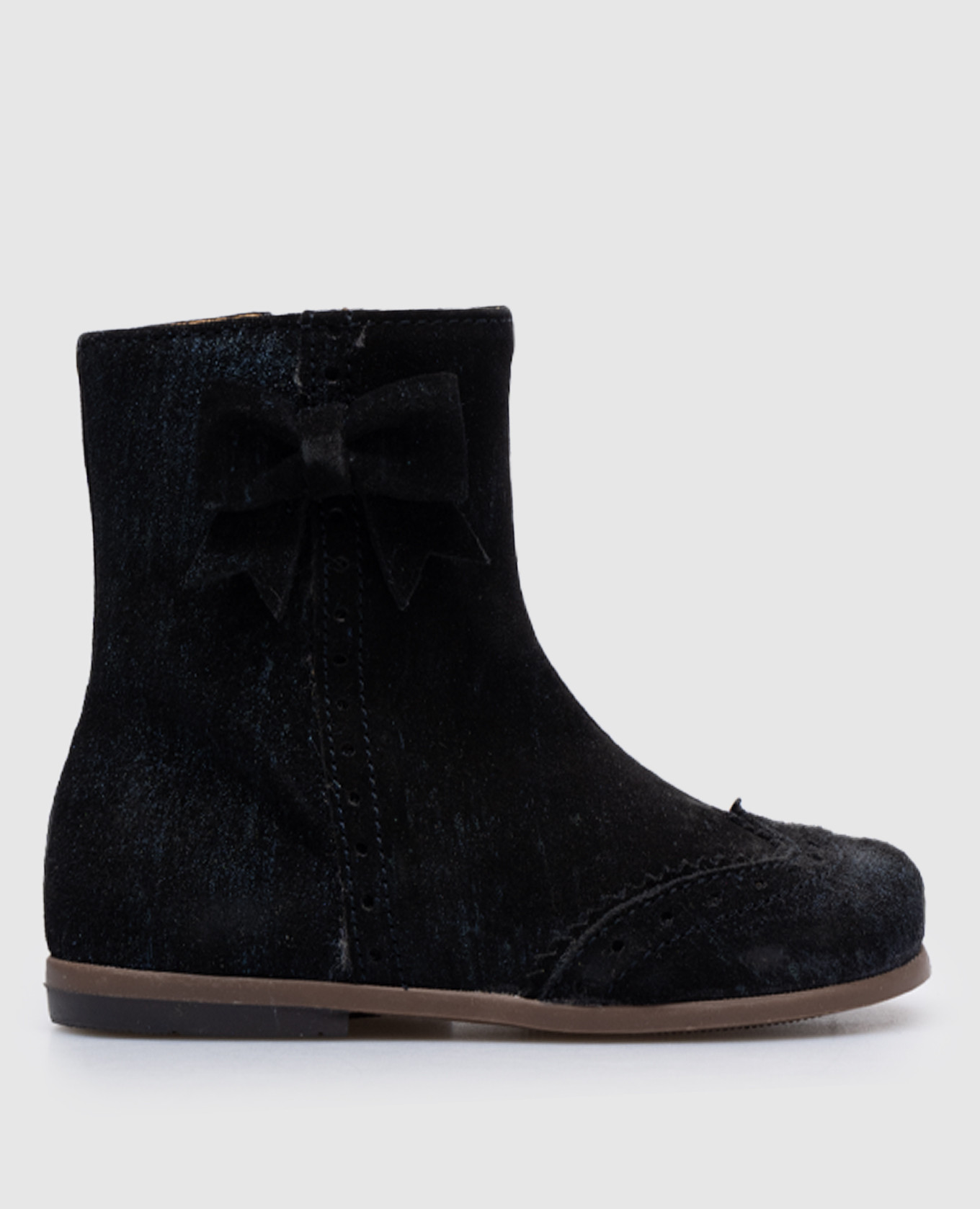 

Children's black suede boots with a bow Zecchino D'oro