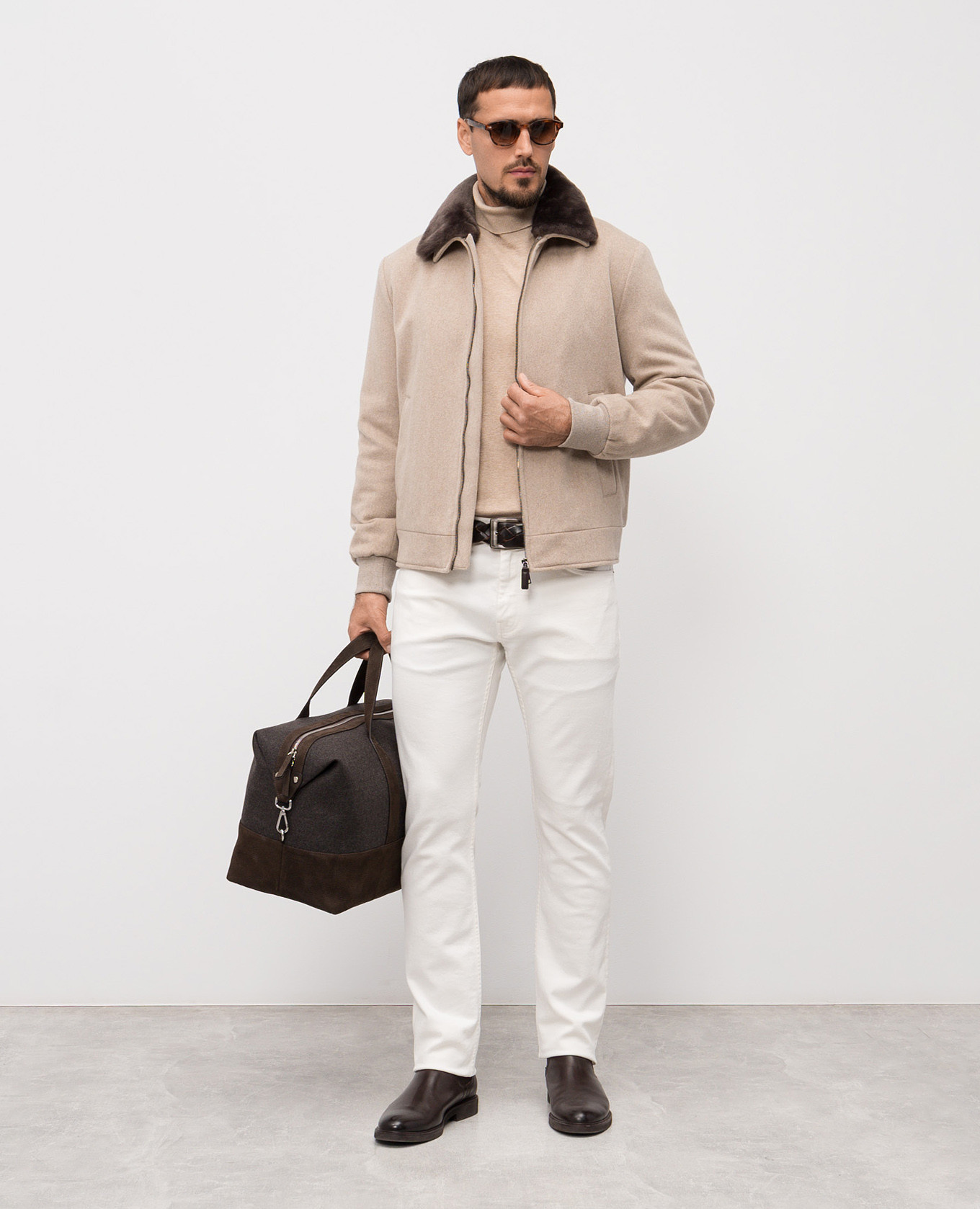 

White jeans with Medusa emblem Versace