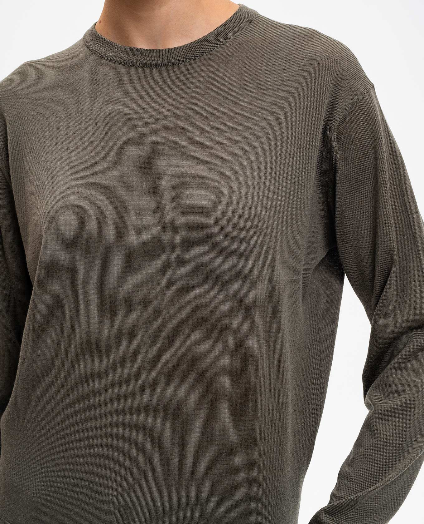 

EMMY green merino wool jumper John Smedley