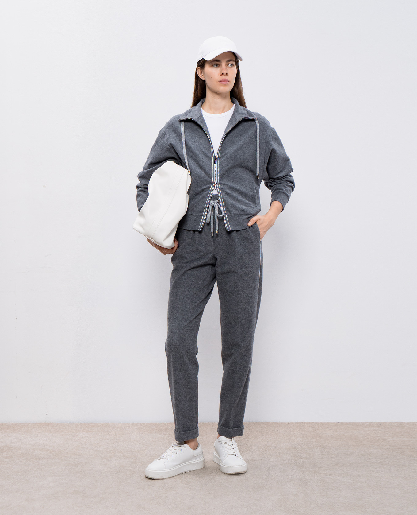 

Gray sports jacket with monil chain Peserico, Grey