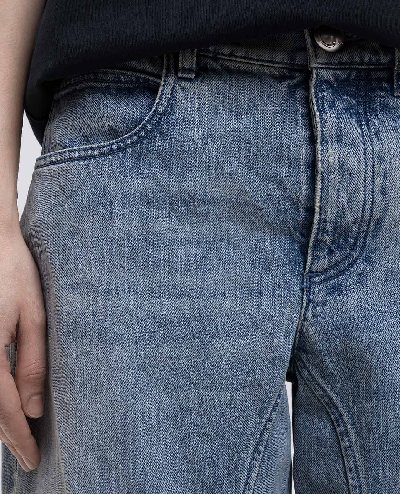 

Blue jeans with a worn effect Jil Sander, Light blue