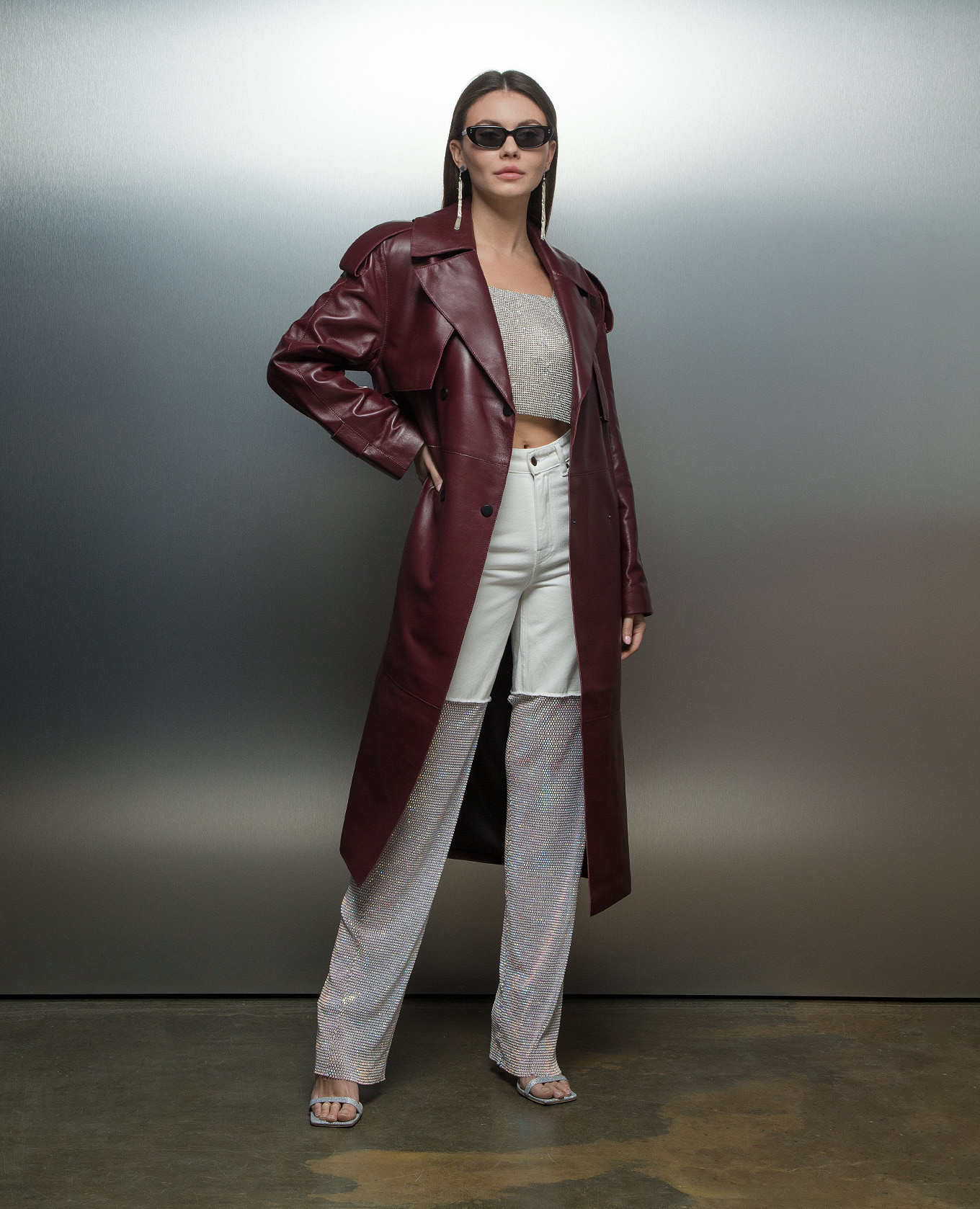 

White jeans with crystals Santa Brands