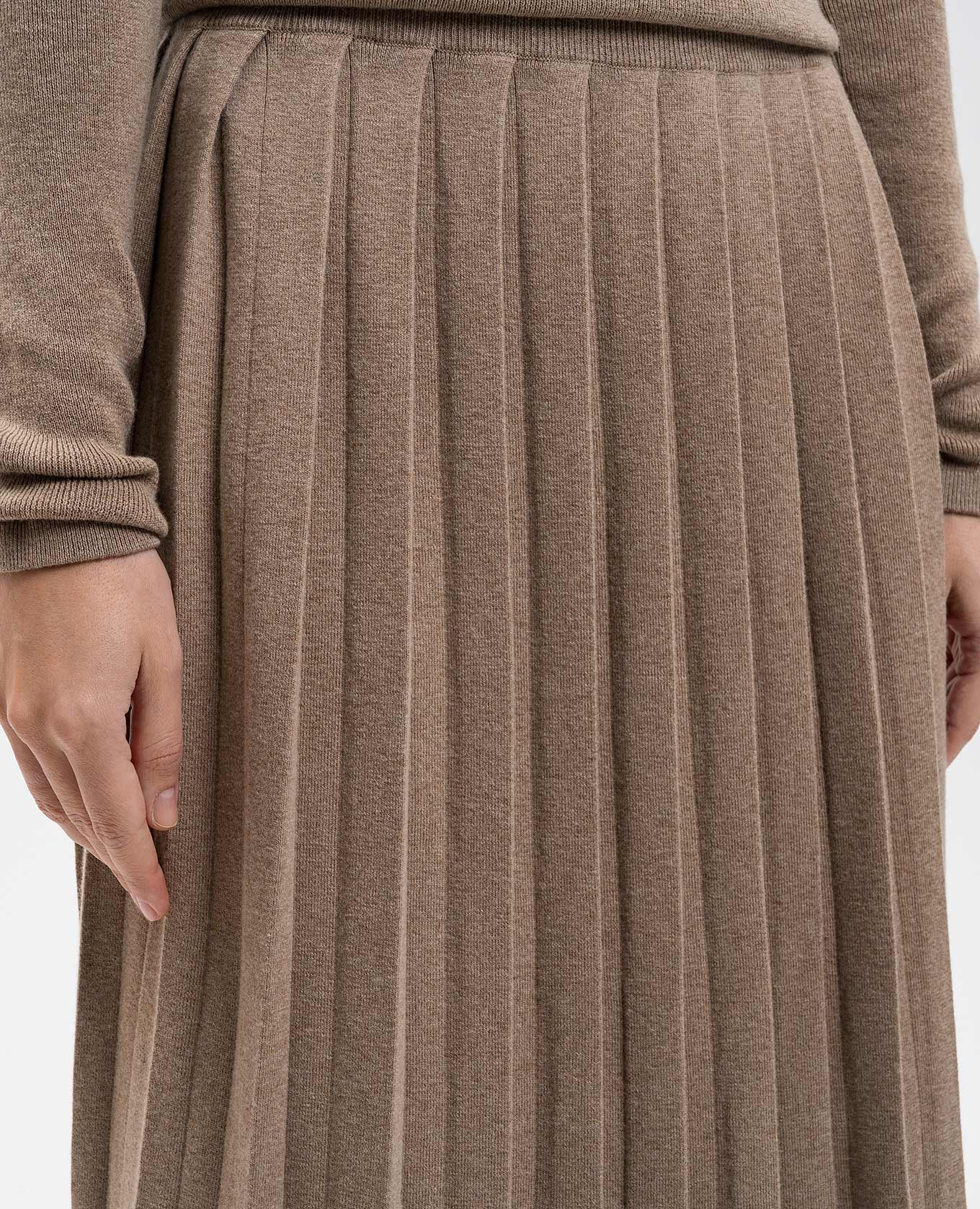 

Brown Minda pleated skirt with cashmere LISA YANG