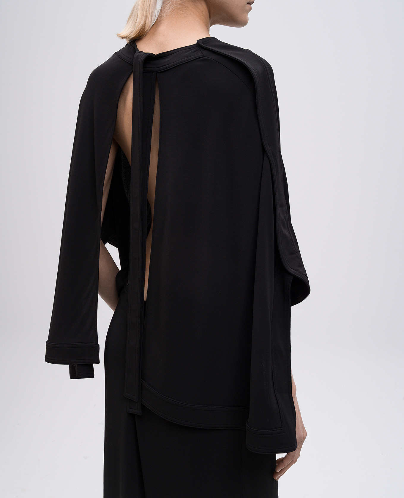 

Catius black dress with open back 16Arlington