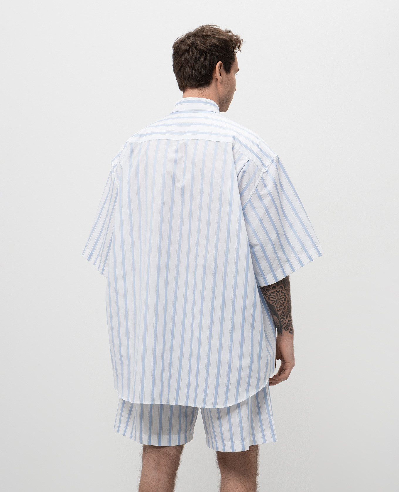 

White striped shirt with logo Vetements