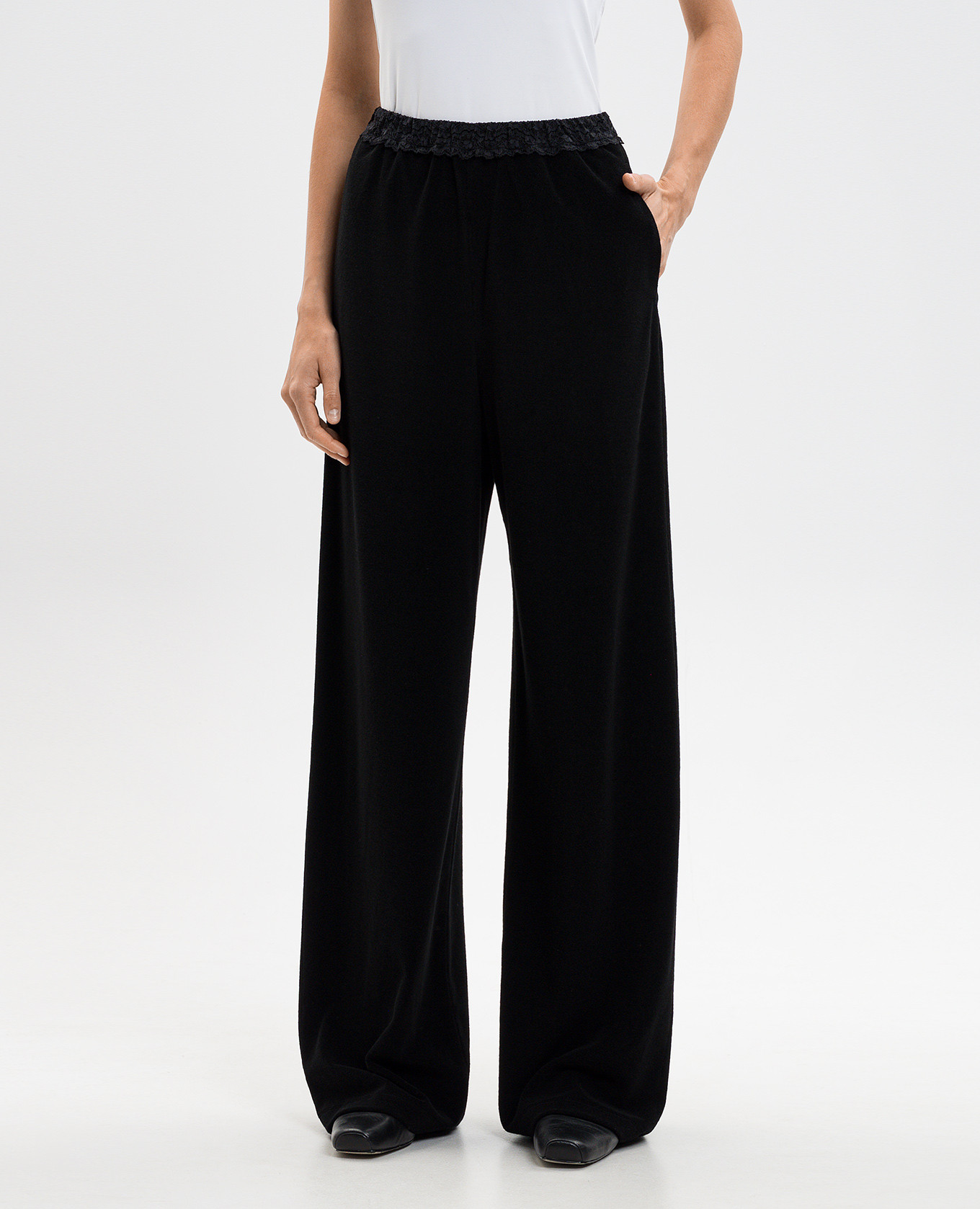 

Black velour pants with lace Balenciaga