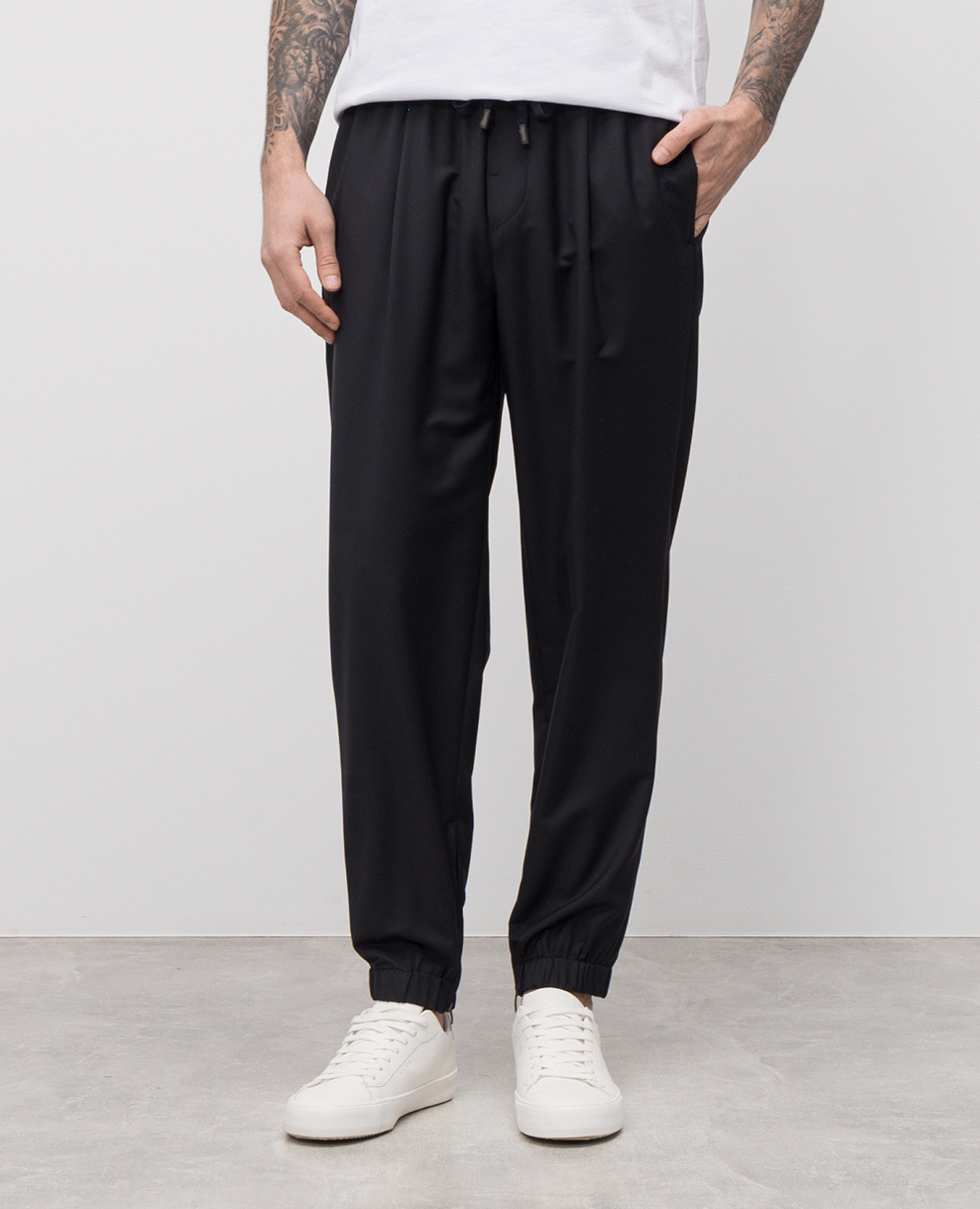 

Blue joggers with wool Peserico