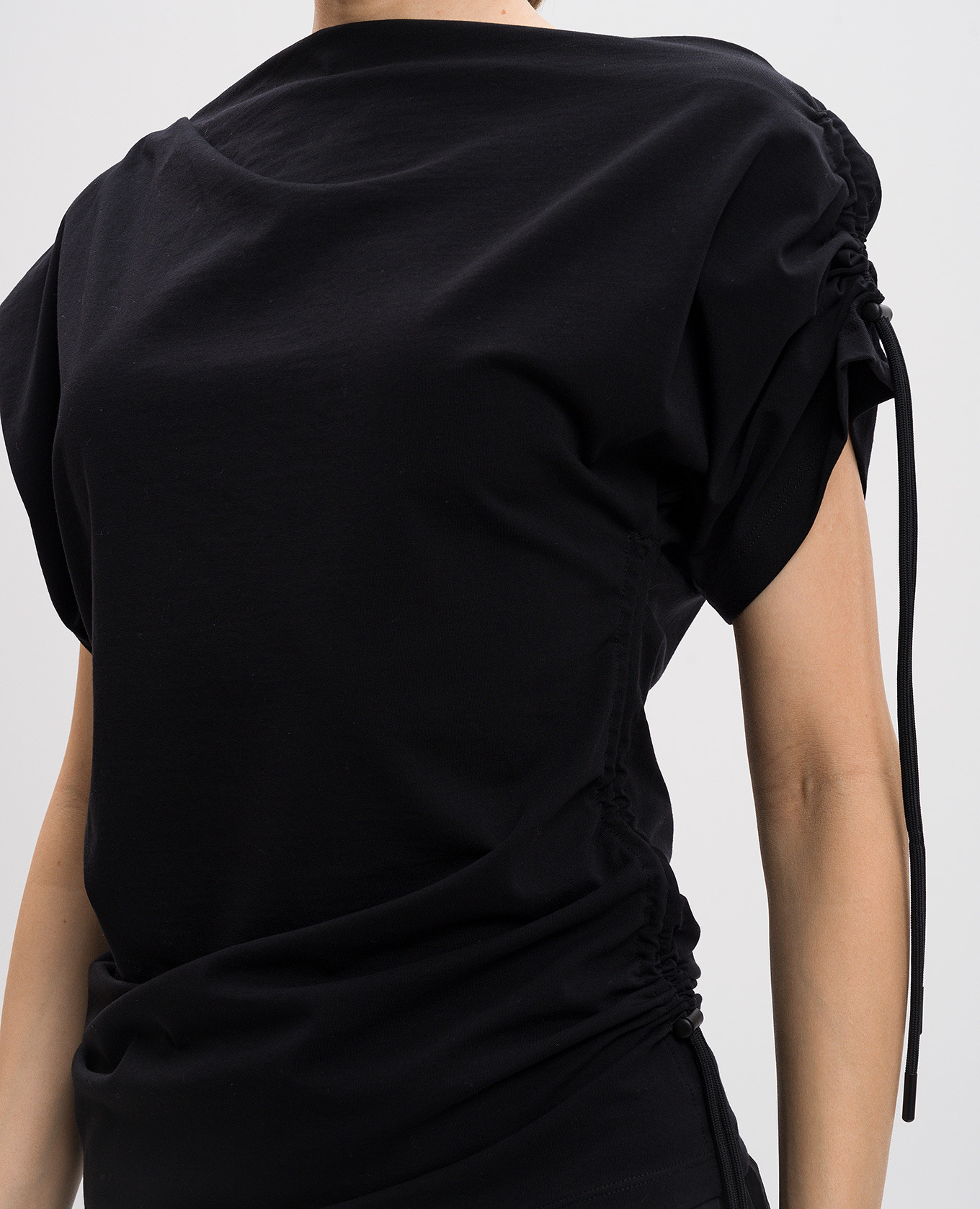 

Black T-shirt with drawstrings Juun.j