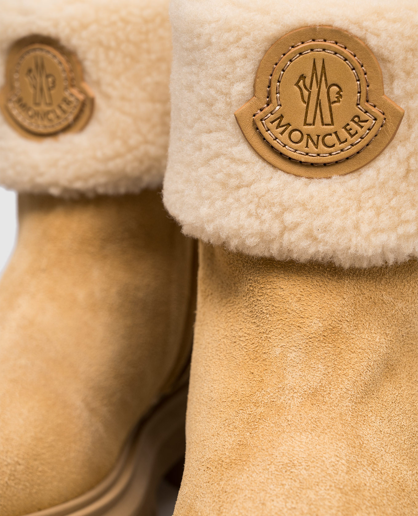 

Petit Aurea beige suede boots Moncler ENFANT