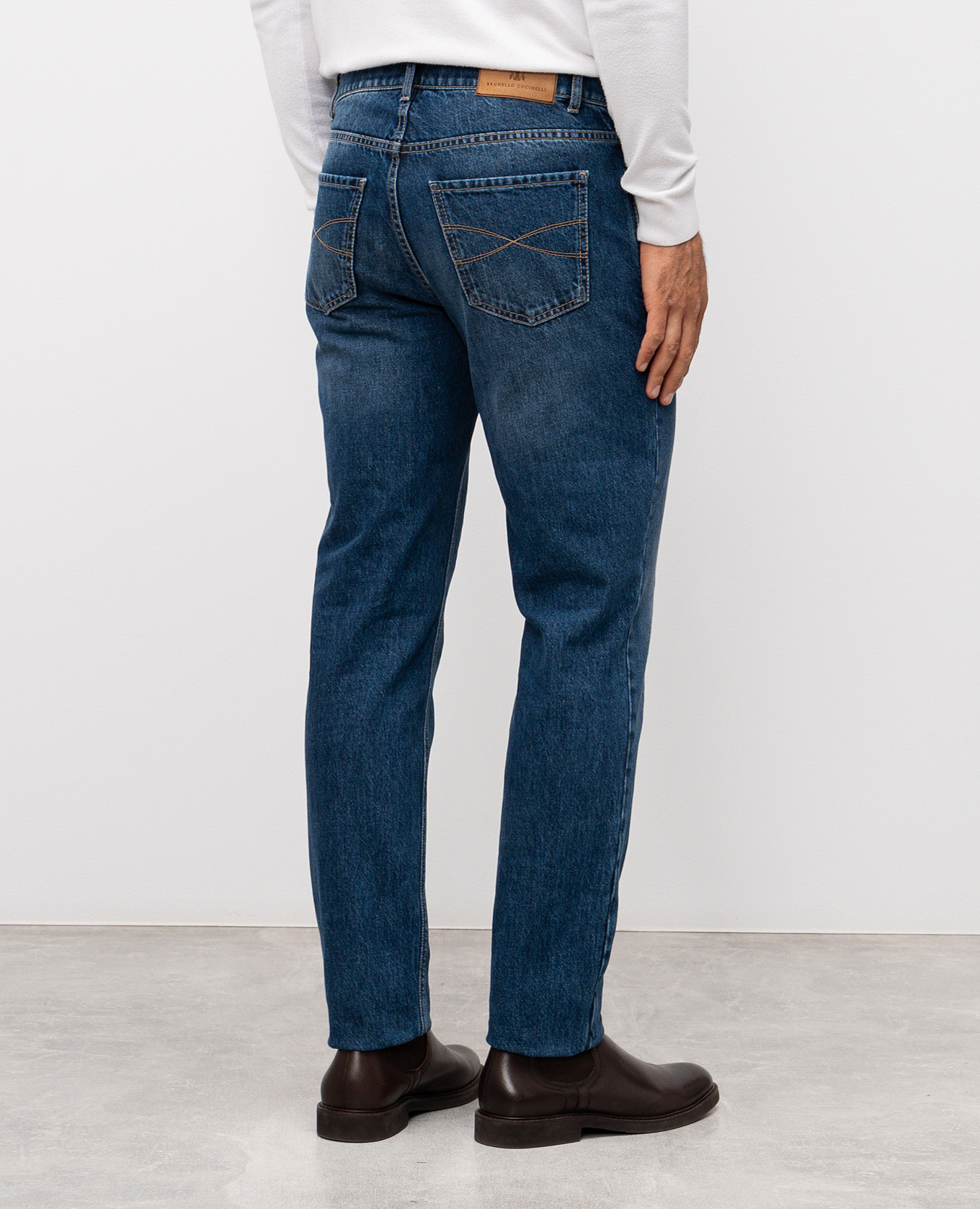 

Blue jeans with logo patch Brunello Cucinelli