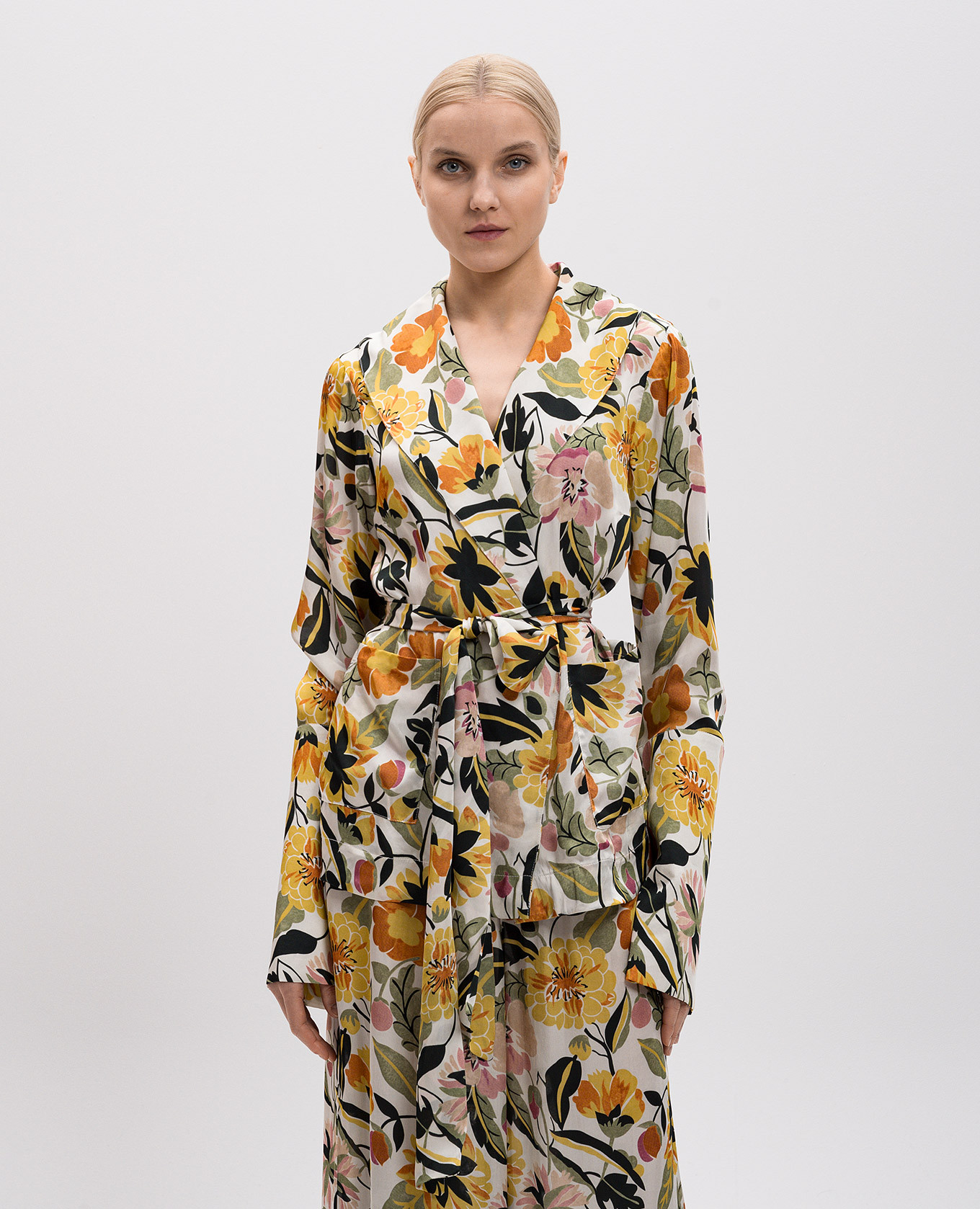 

Floral print blouse byTimo, White