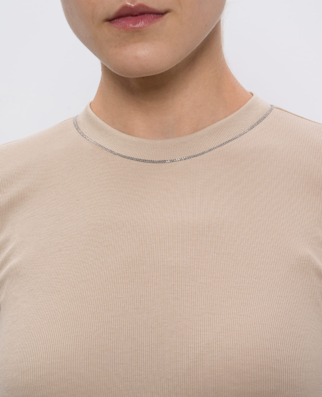 

Beige ribbed top with monil chain Brunello Cucinelli