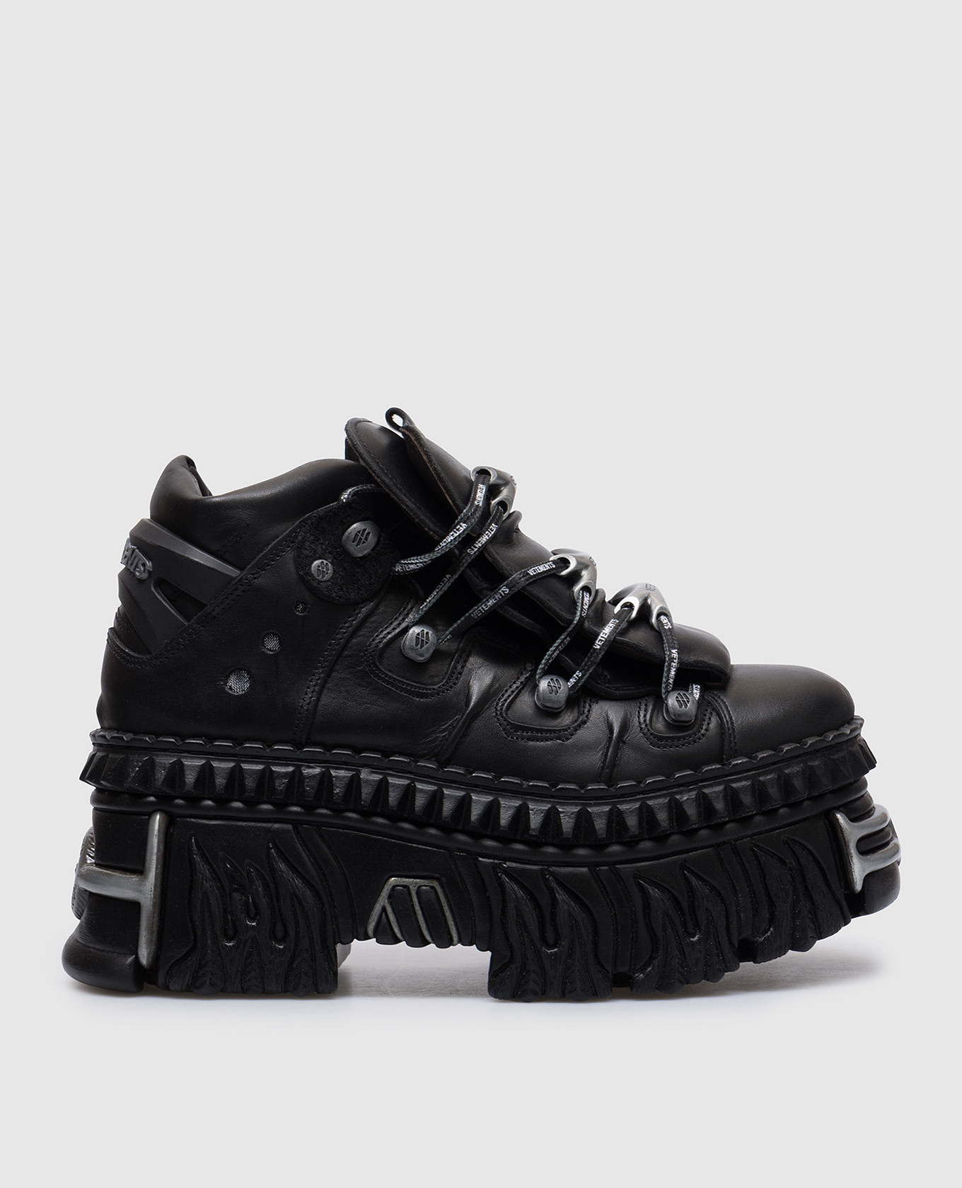 Vetements Black leather sneakers on the…