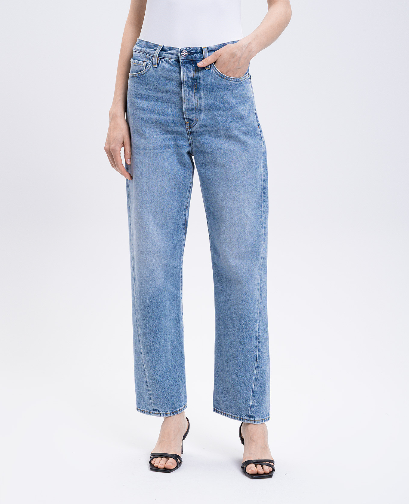 

Blue jeans with a worn effect Toteme, Light blue