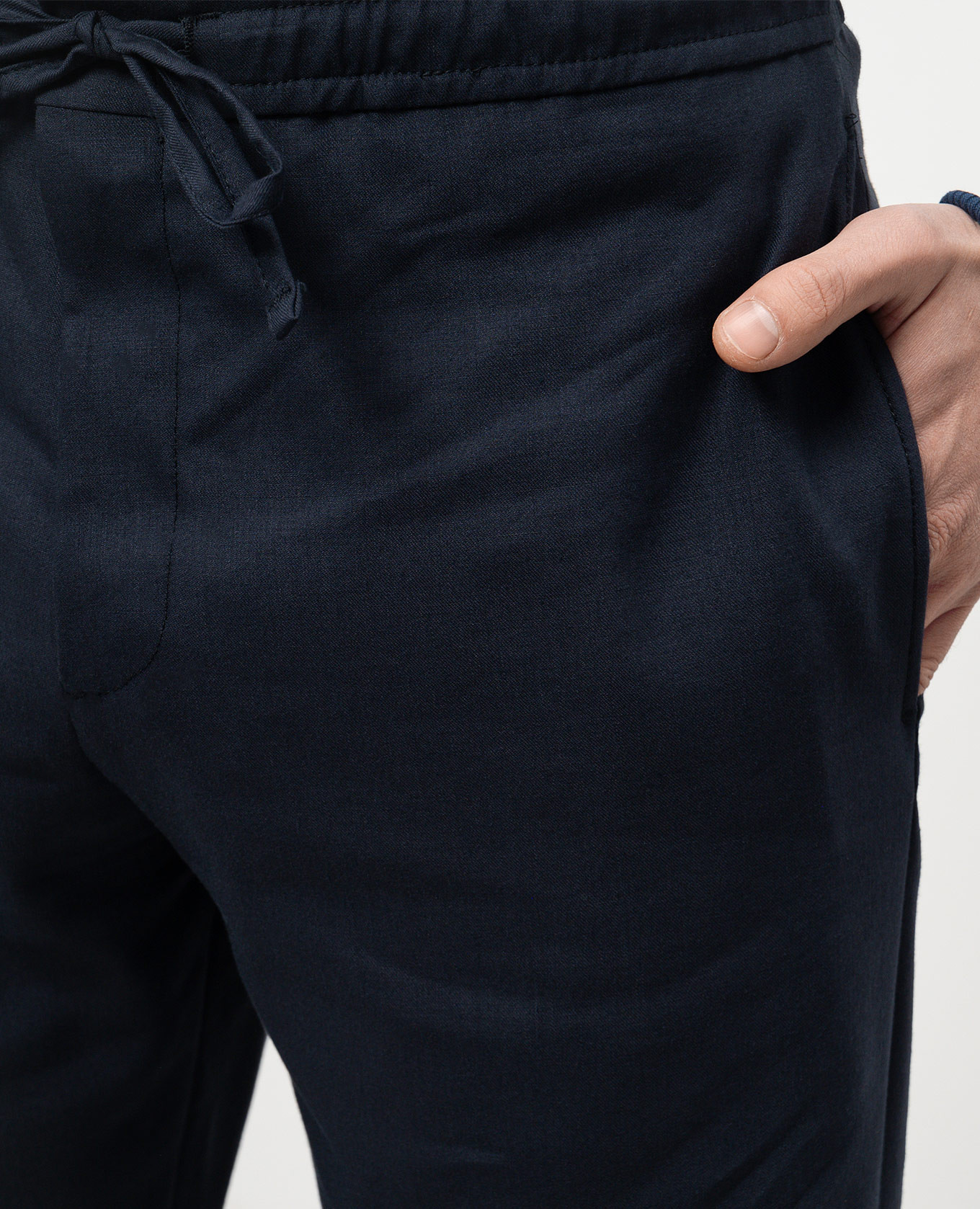 

Blue linen and wool pants Canali