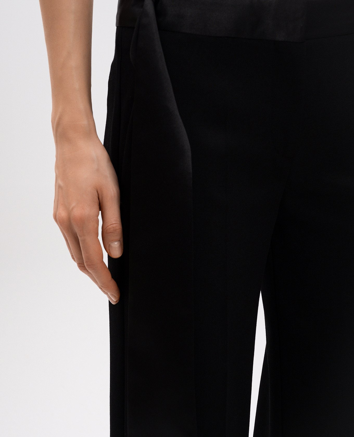 

Black flared pants with wool Victoria Beckham