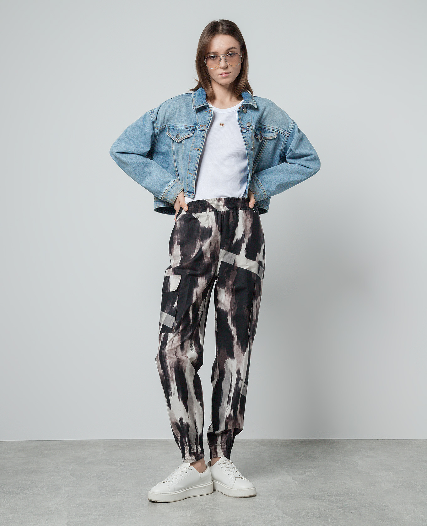 

Joggers in a print with a metallic logo Twinset, White