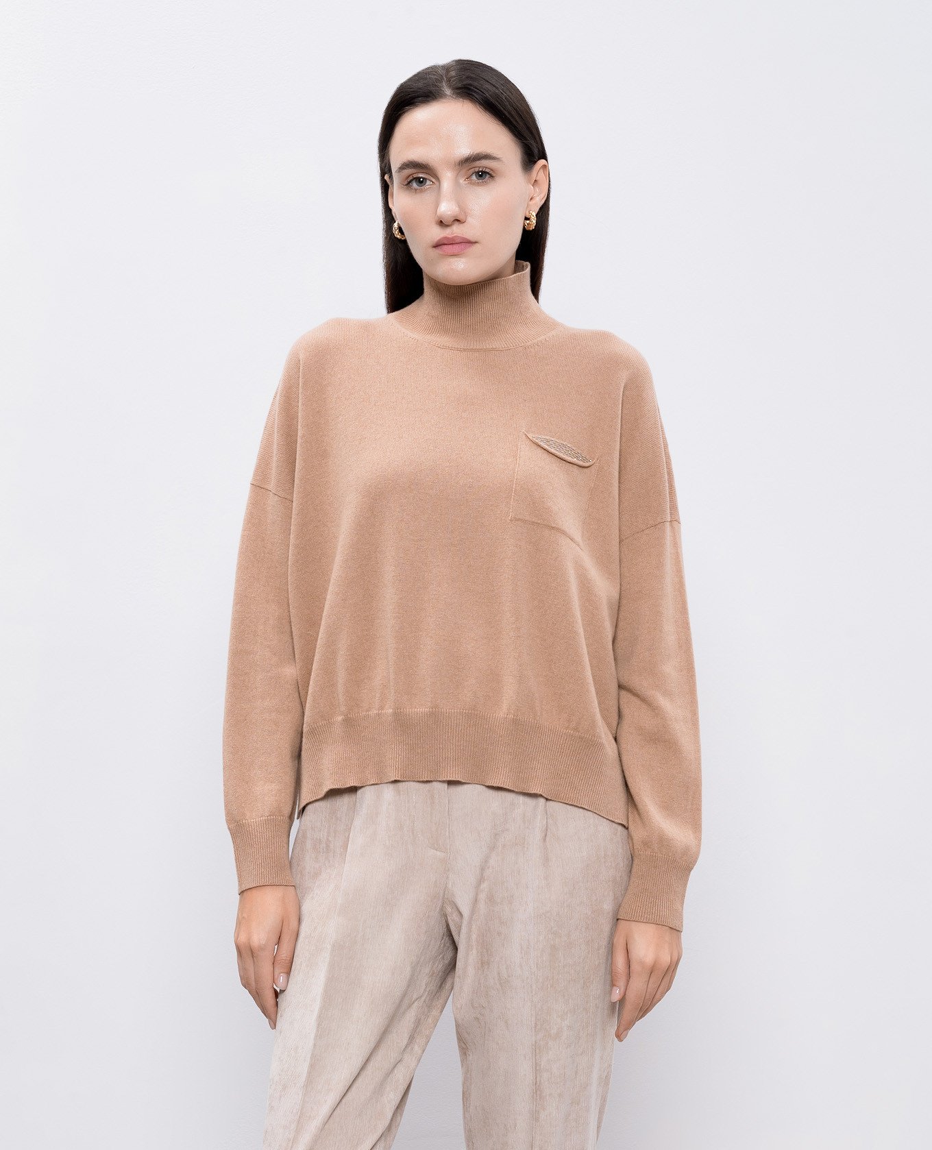 

Brown wool, silk, cashmere sweater with monil chain Peserico