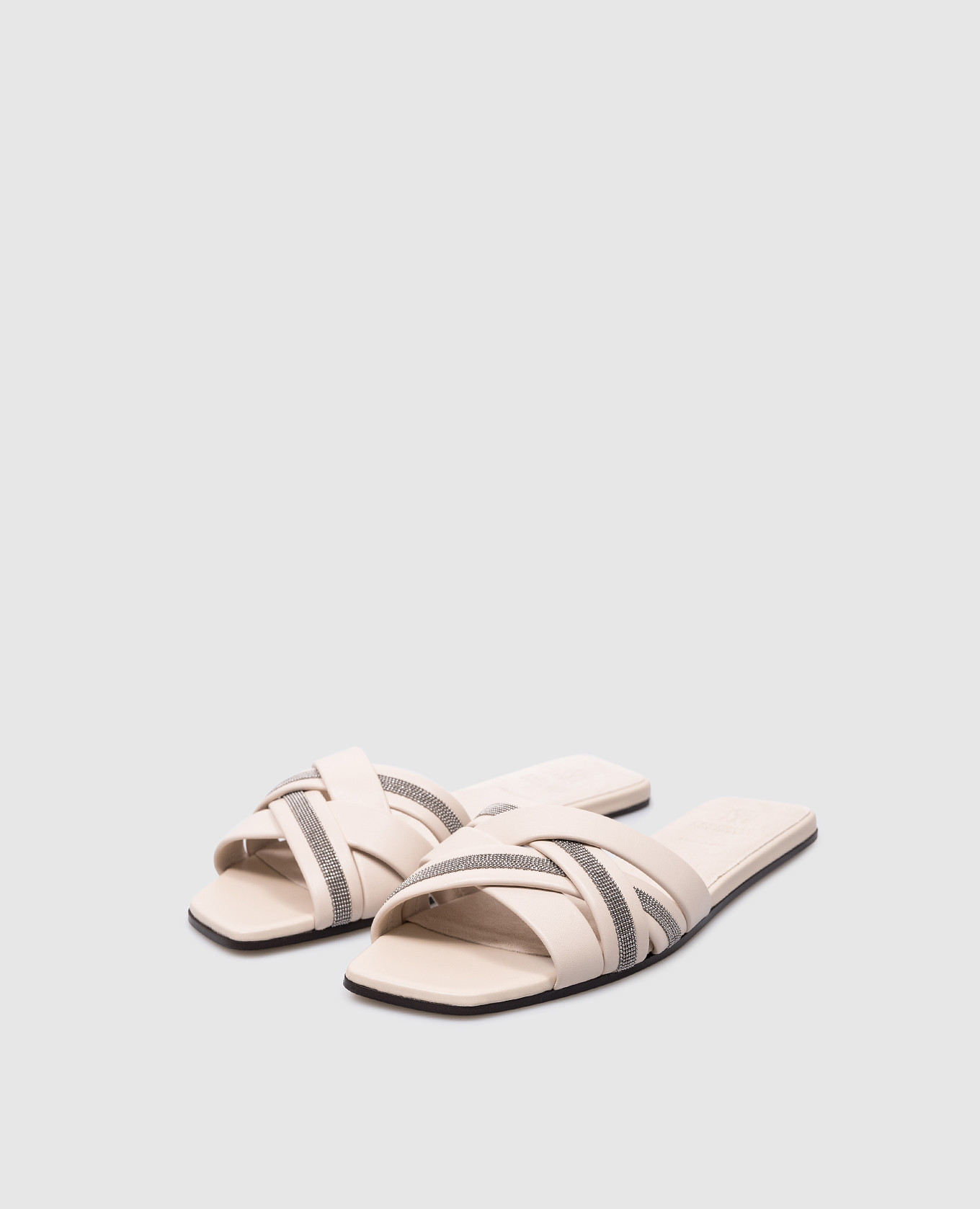 

Beige leather flip flops with monil chain Brunello Cucinelli