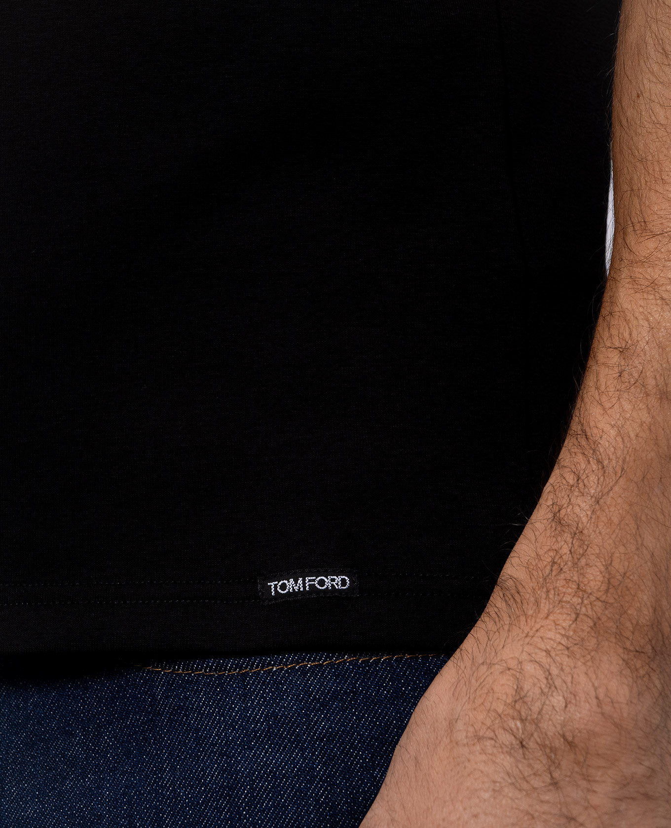 

Black T-shirt with logo patch Tom Ford