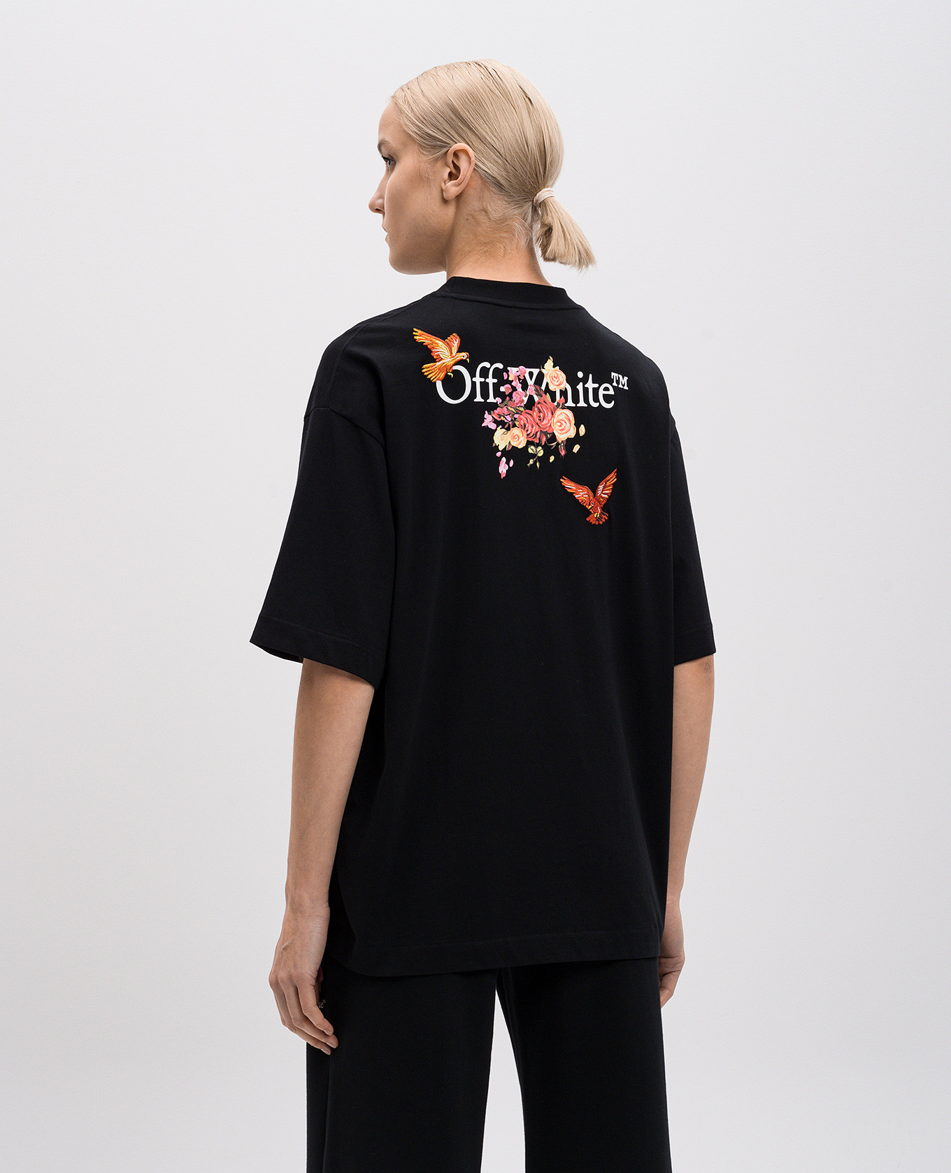 

Black T-shirt with branded embroidery Off-White
