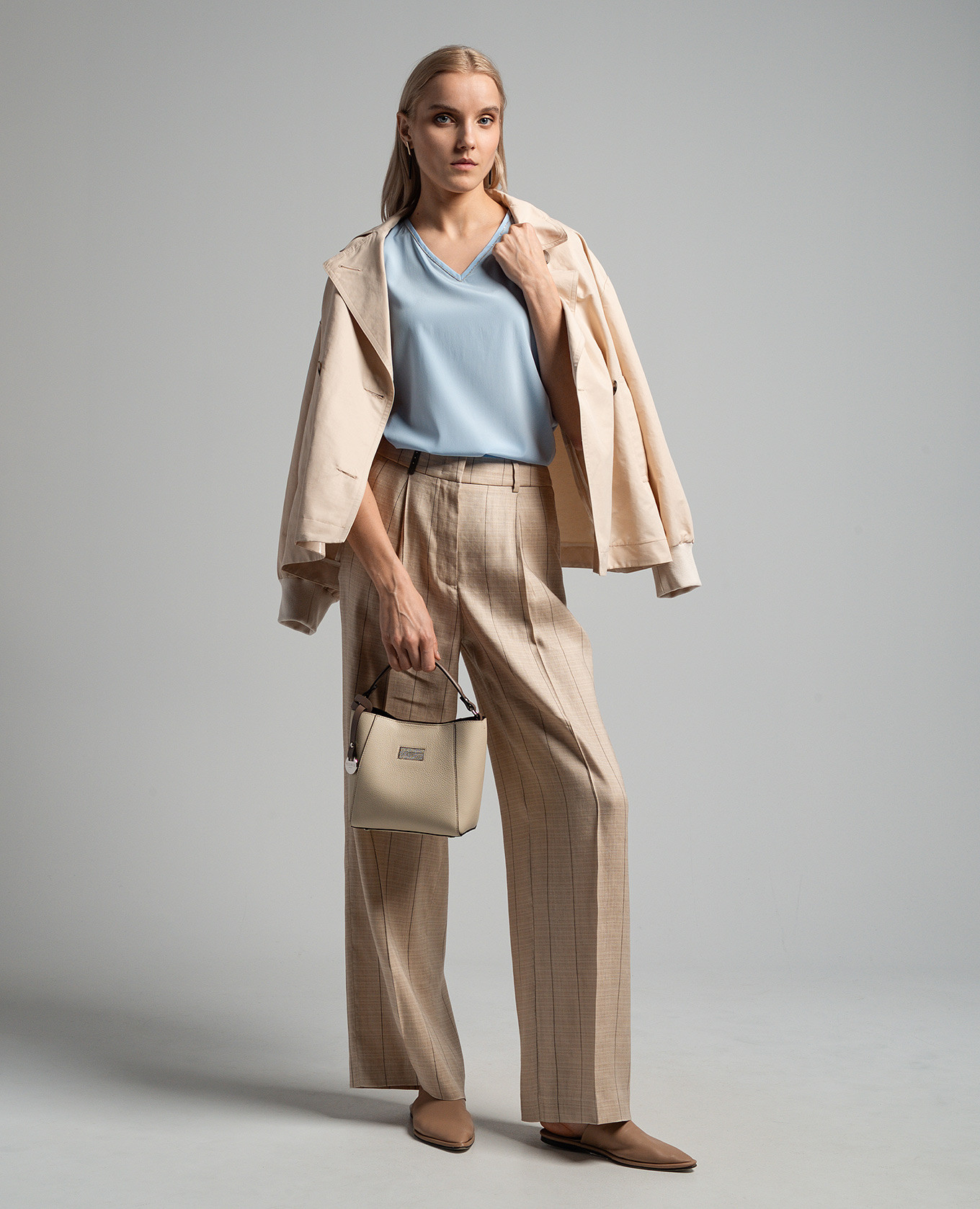

Blue silk top with monil chain Peserico, Light blue