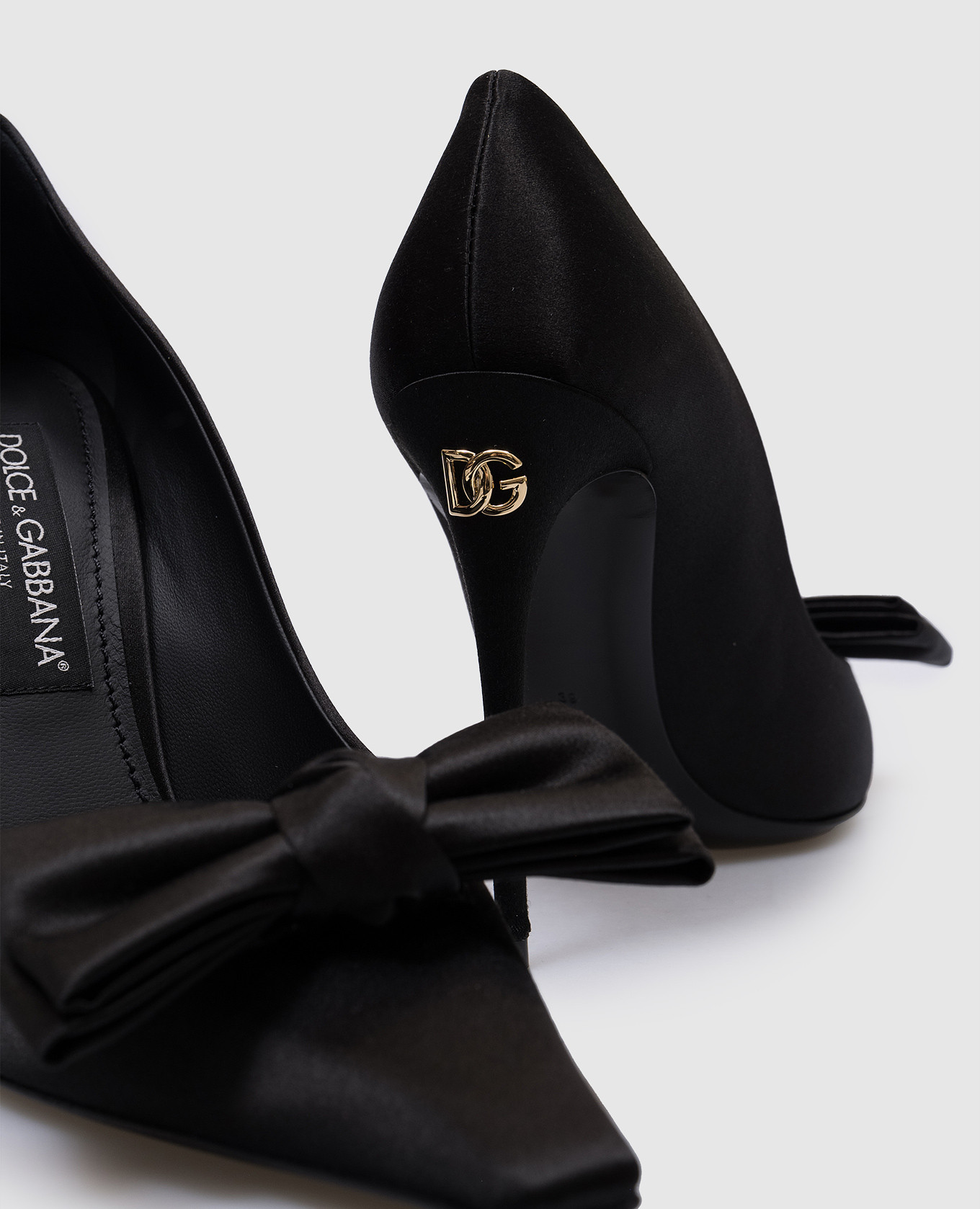 

Black satin shoes with metallic DG logo Dolce&Gabbana