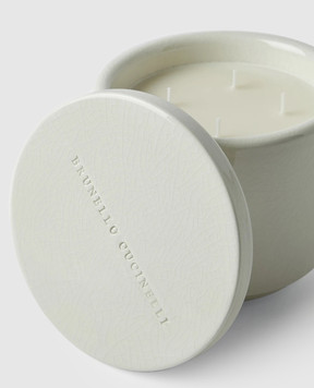 Brunello Cucinelli A candle in a ceramic candle holder with a crackle effect with the aroma of white tea MLCAND440