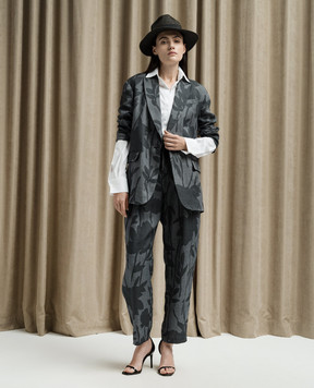 Brunello Cucinelli Gray linen pants in a floral print MB650P8597