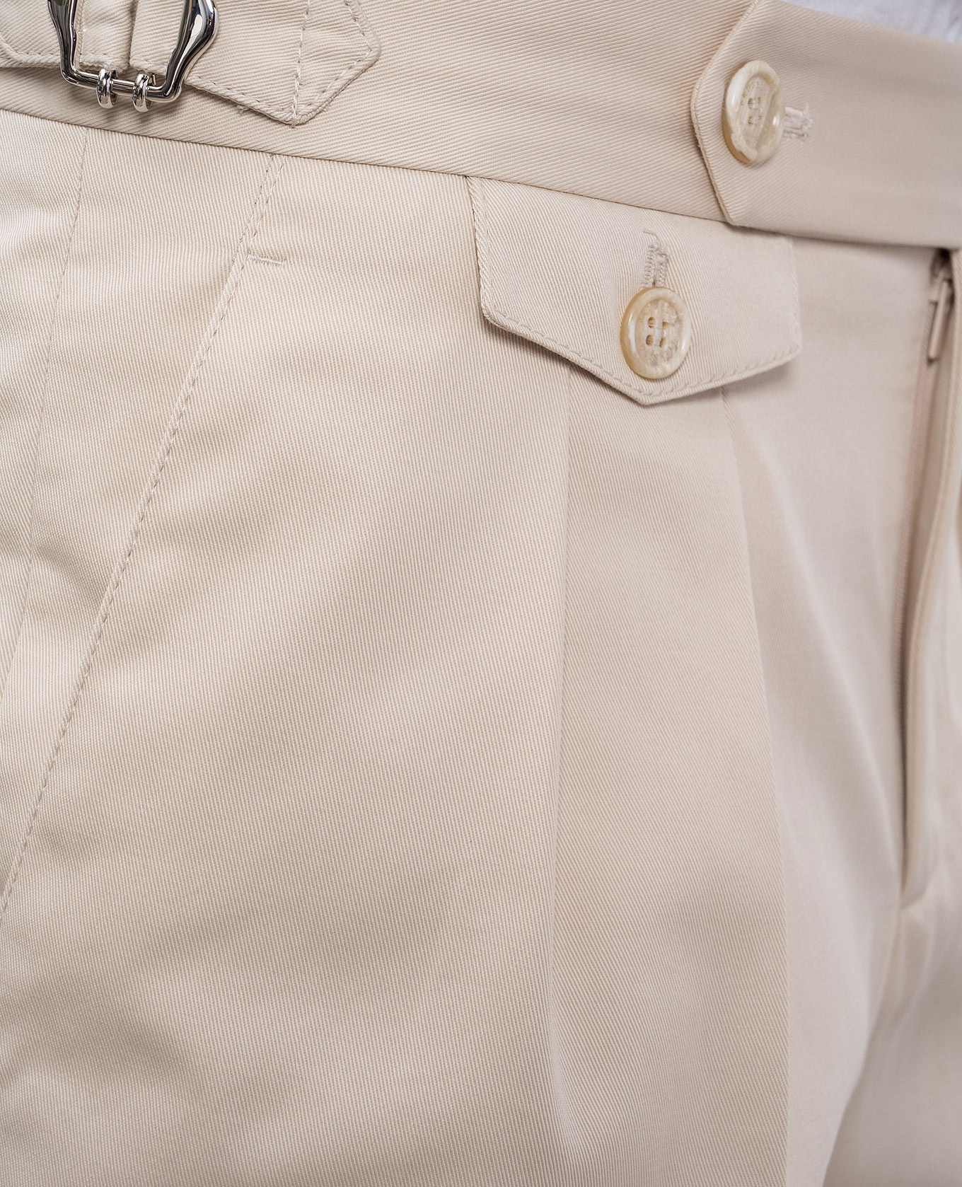 

Beige shorts Brunello Cucinelli