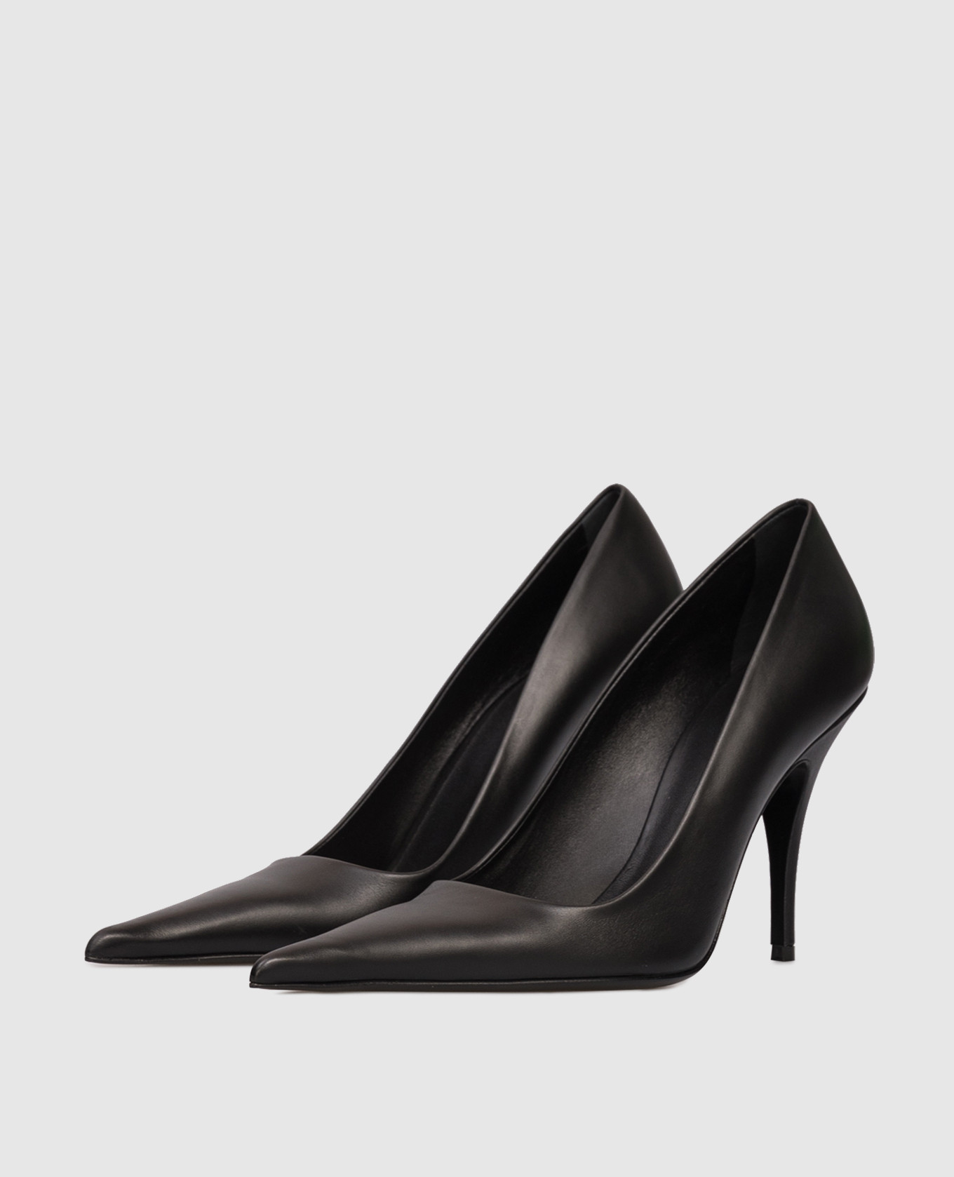 

Black leather shoes Vetements
