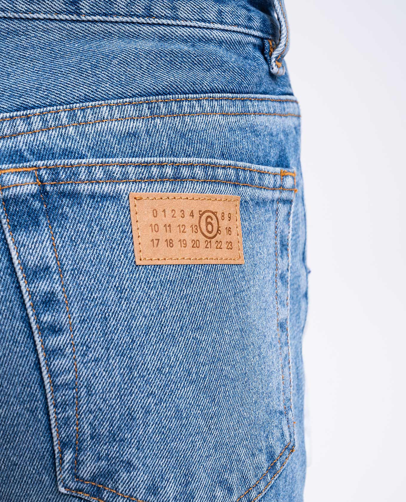 

Blue jeans with a turned-up effect Maison Margiela MM6